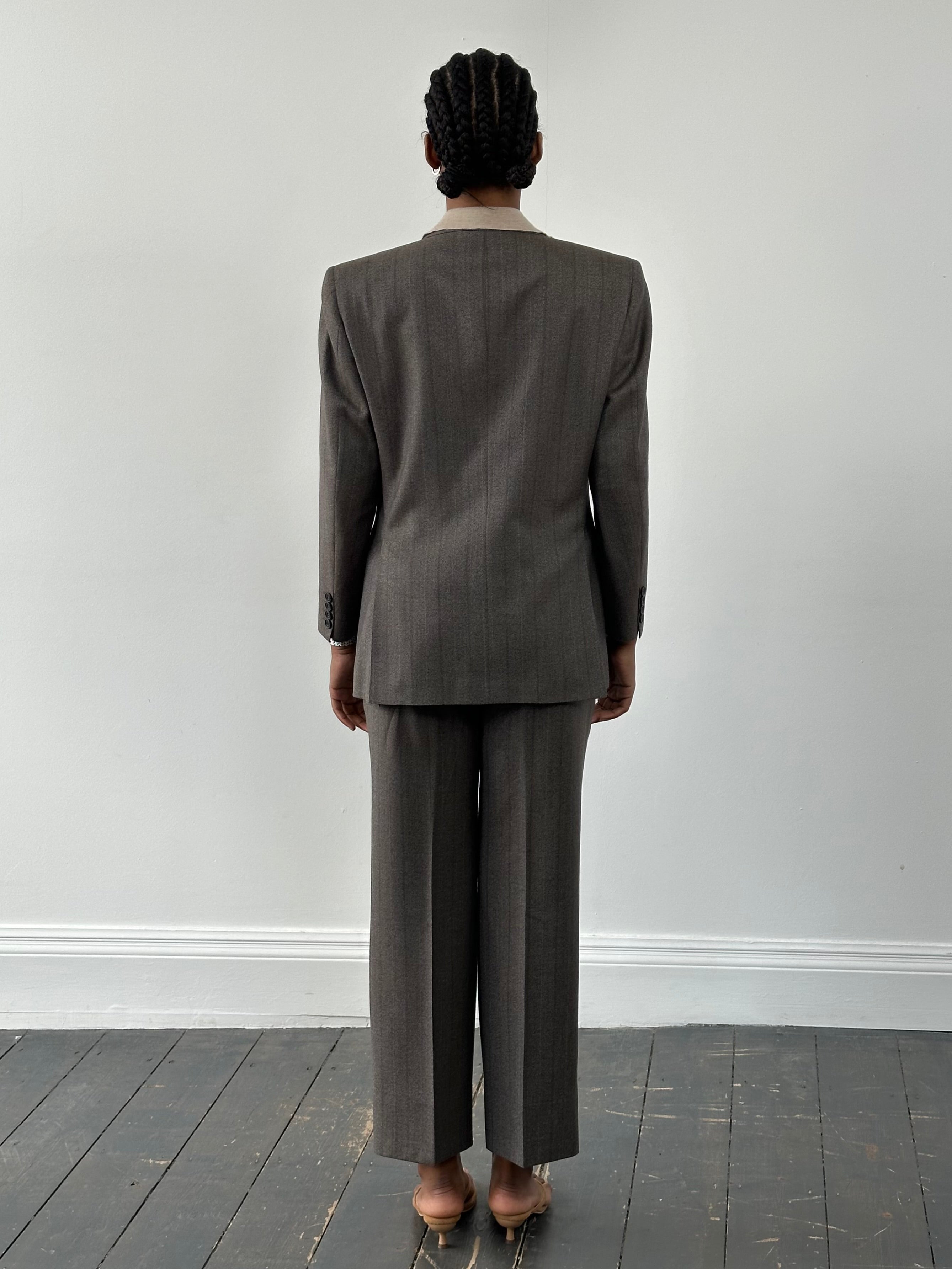 Burberry 1990s Pure Tasmanian Wool Stripe Single Breasted Suit - 36R/W26 - SYLK