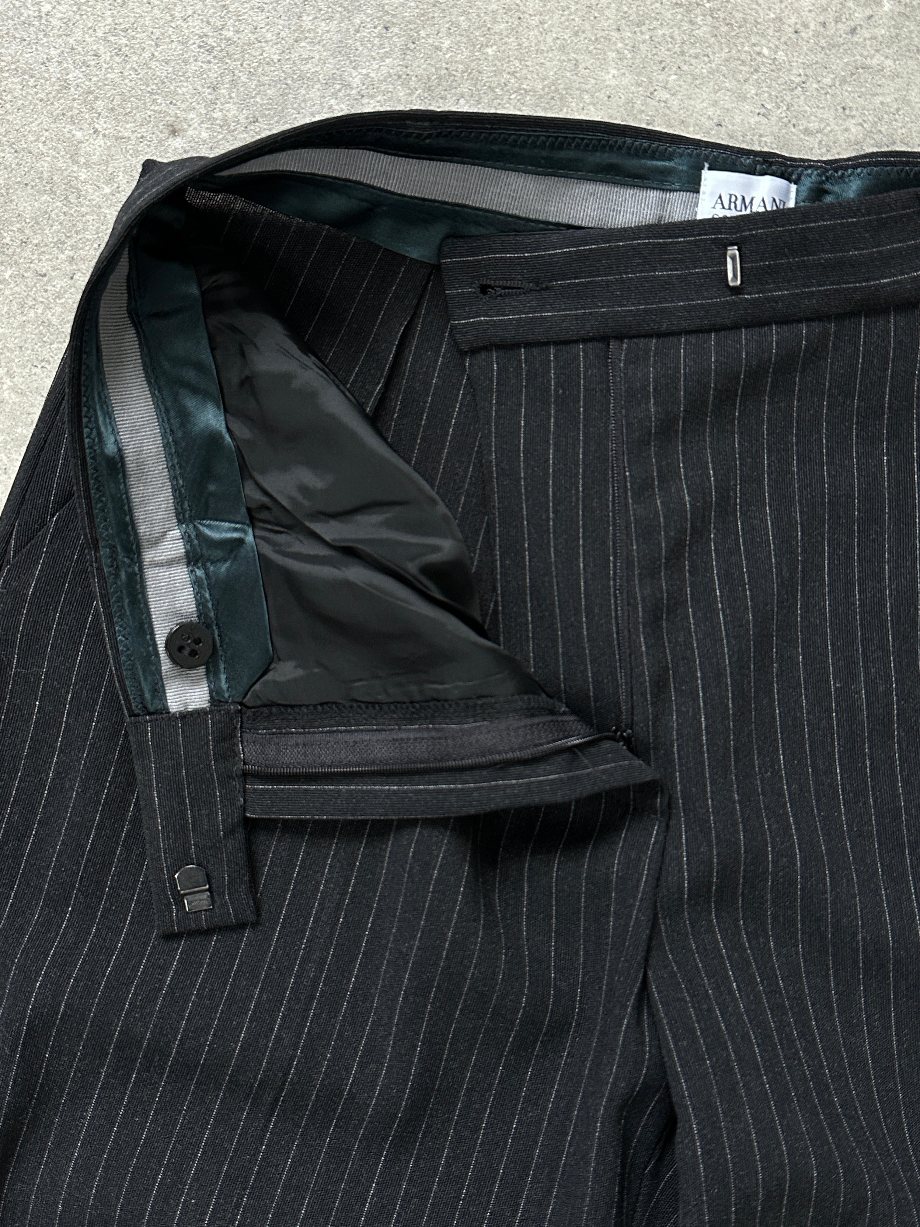 Armani Collezioni 2000s pure wool tailored trousers with straight leg fit, W28, in classic neutral color, front view.