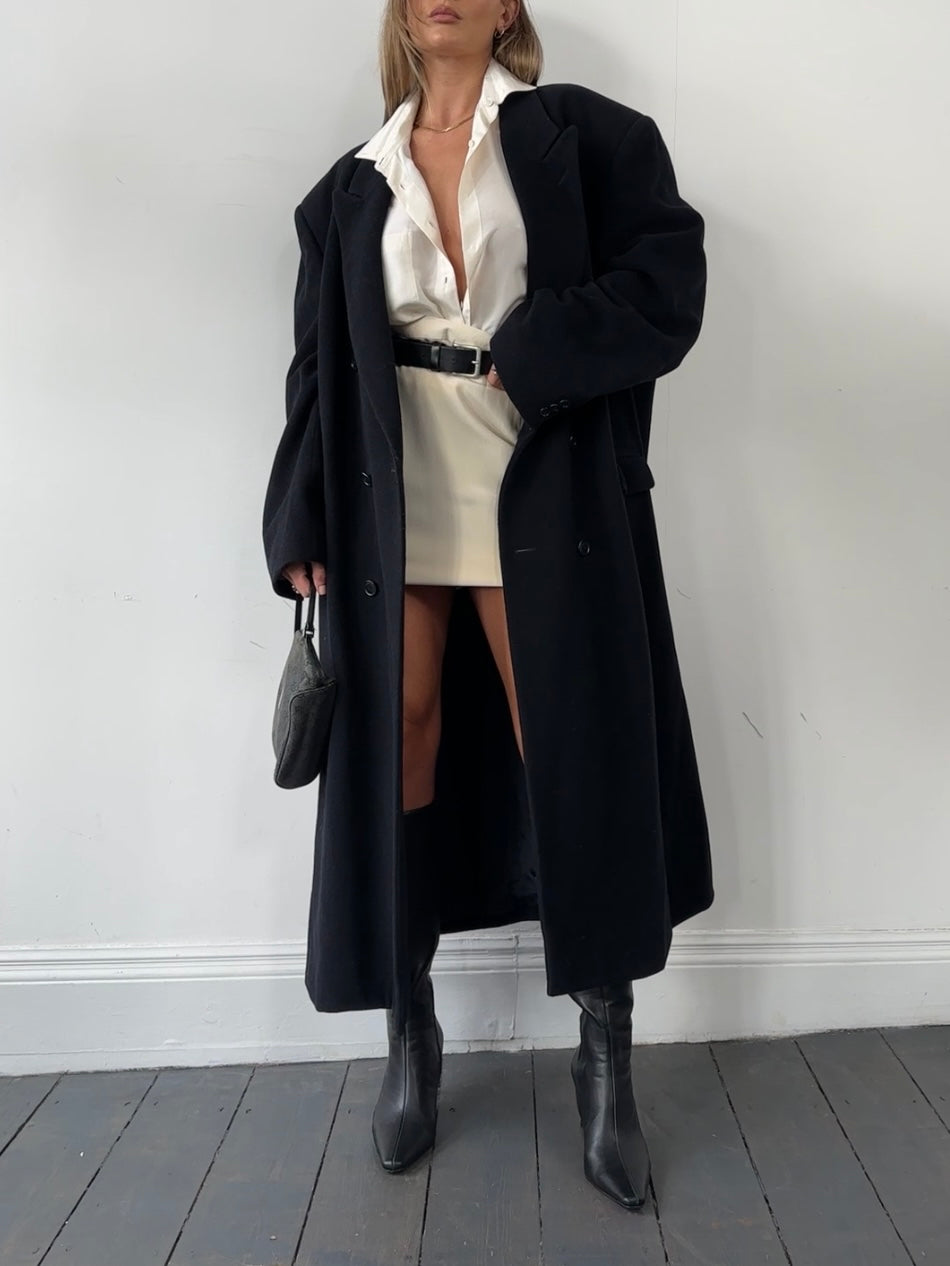 Pierre Cardin wool cashmere double-breasted coat in XXL size, shown in dark color with classic lapel design and tailored fit.