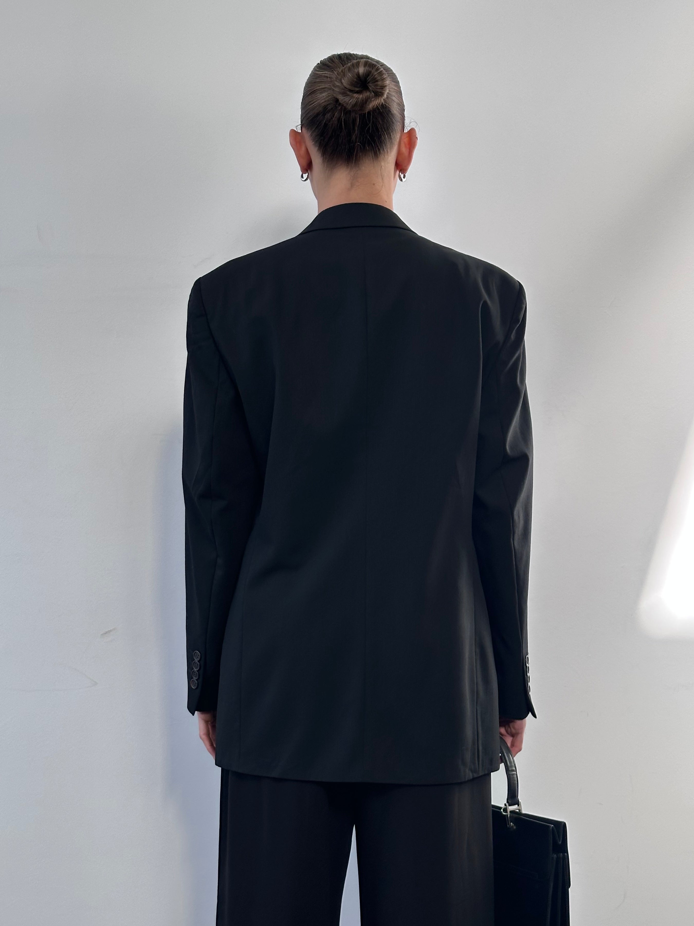 Yves Saint Laurent Pour Homme 1990s pure wool single-breasted blazer, size 40R/L, in classic tailored style.