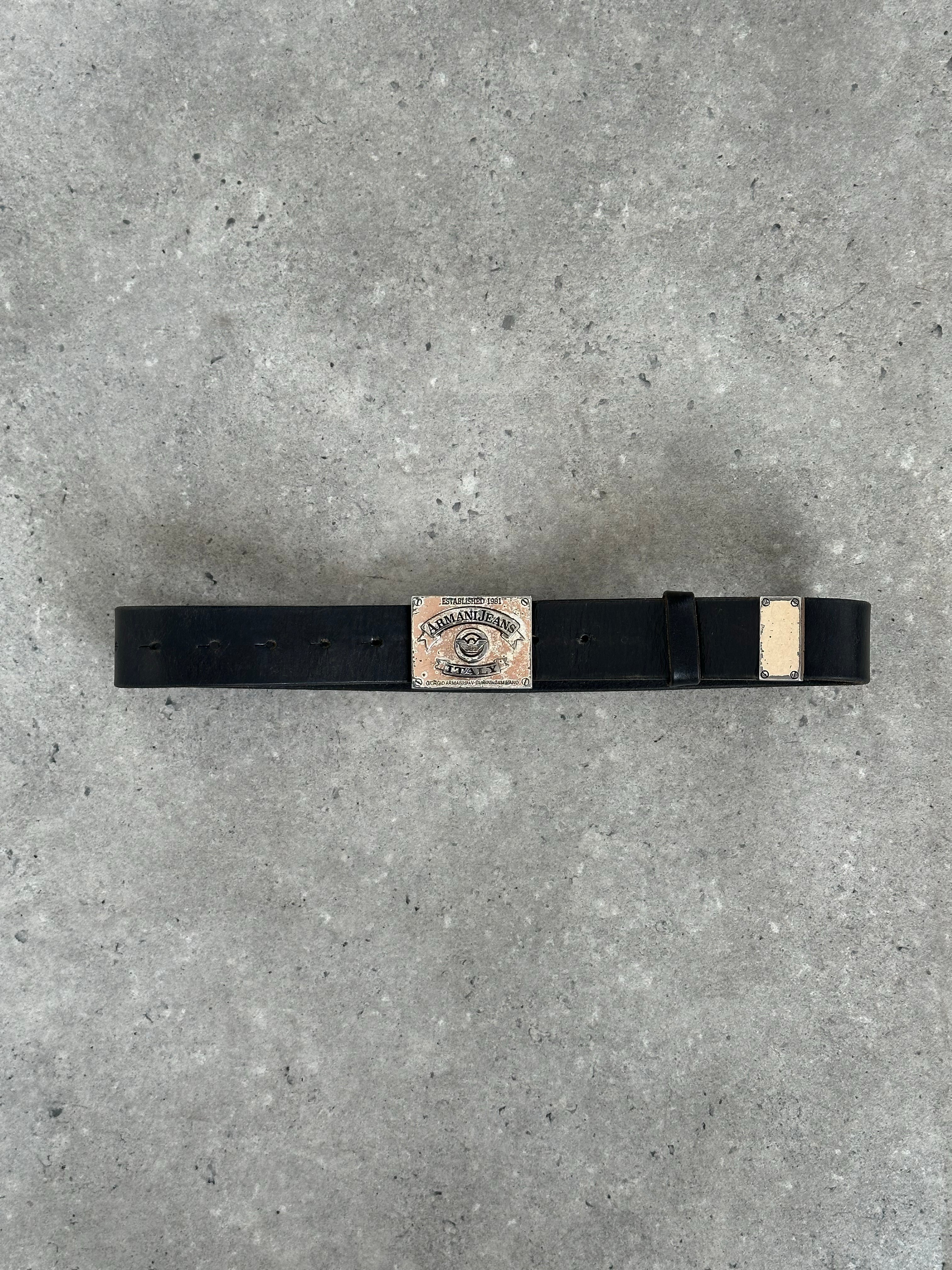 Armani Jeans 1990s Logo Buckle Leather Belt - W24-32