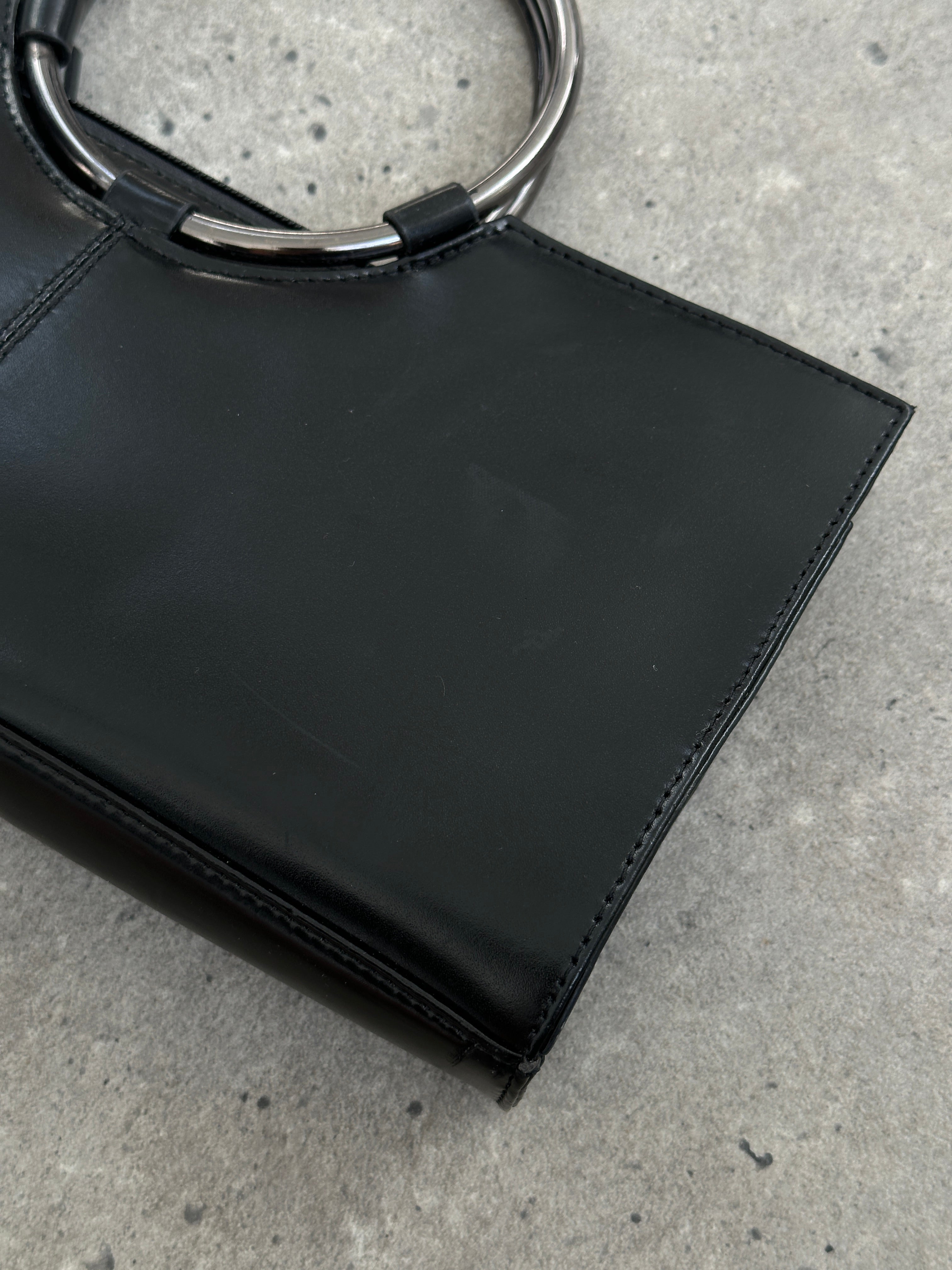 Vintage 2000s Leather Minimal Ring Bag
