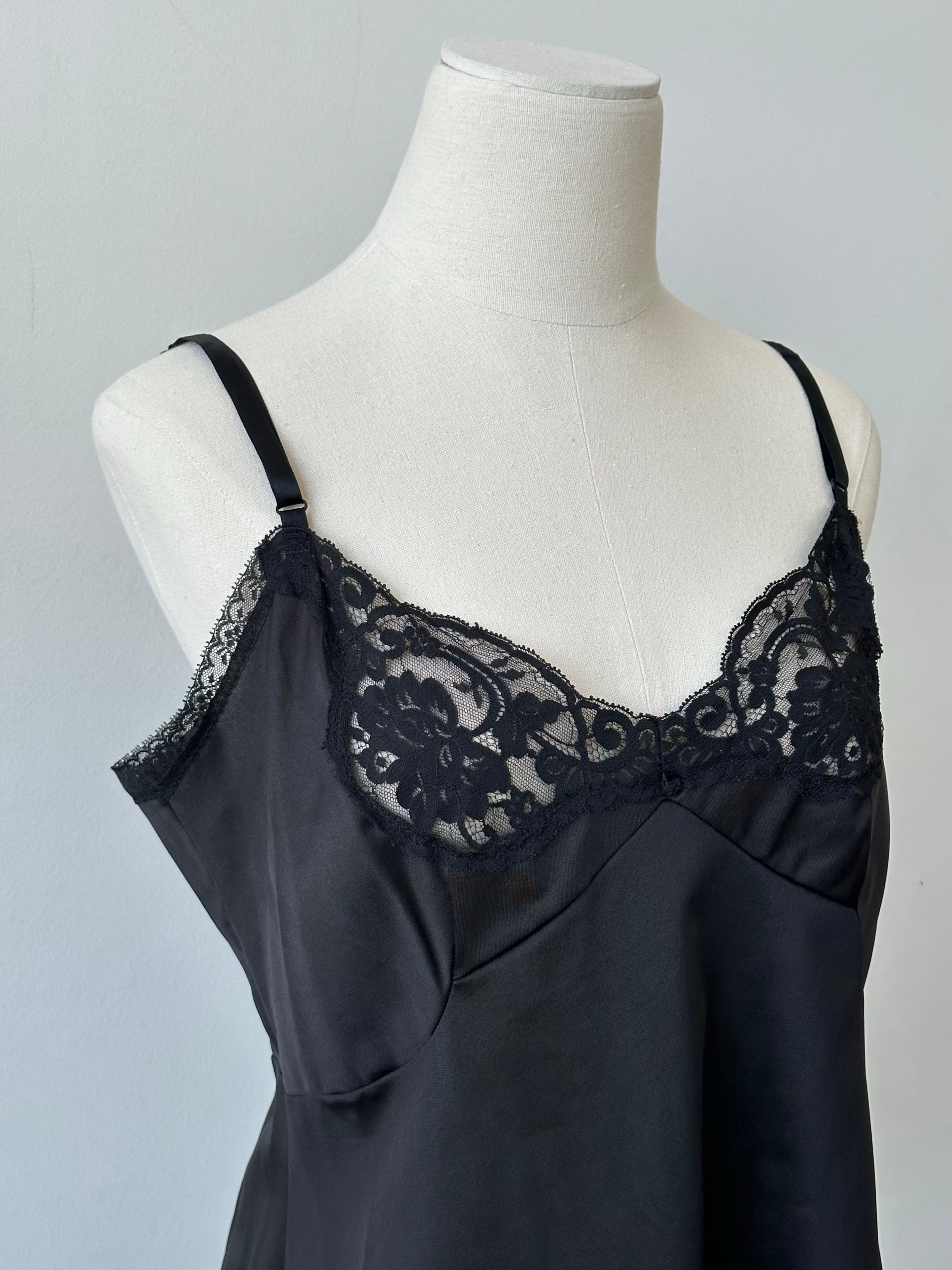 Vintage 1990s Lace Sleeveless Cami Top - M/L