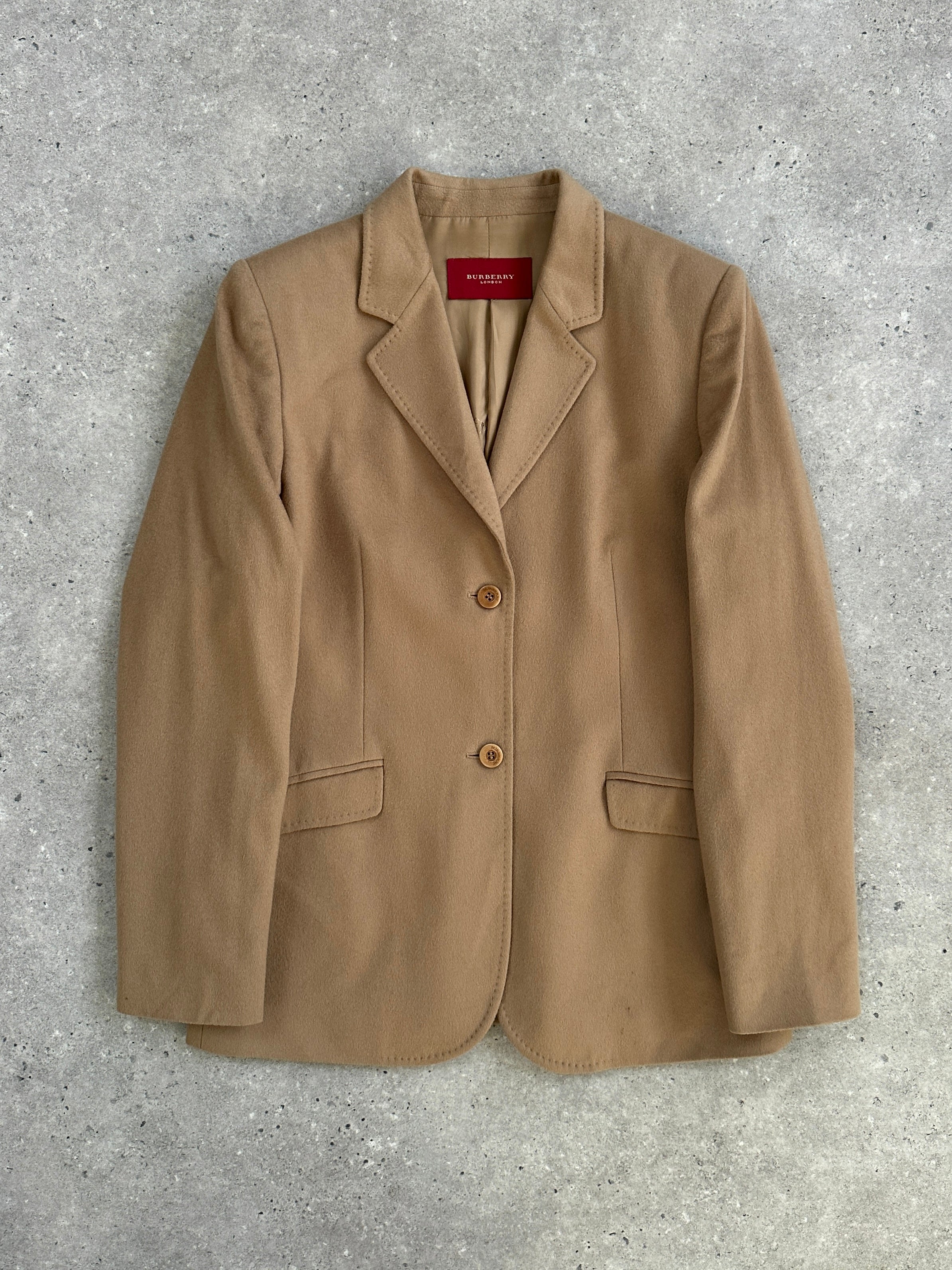 Burberry 2000s brushed pure wool single-breasted blazer in S/M, featuring classic tailored fit and neutral color.