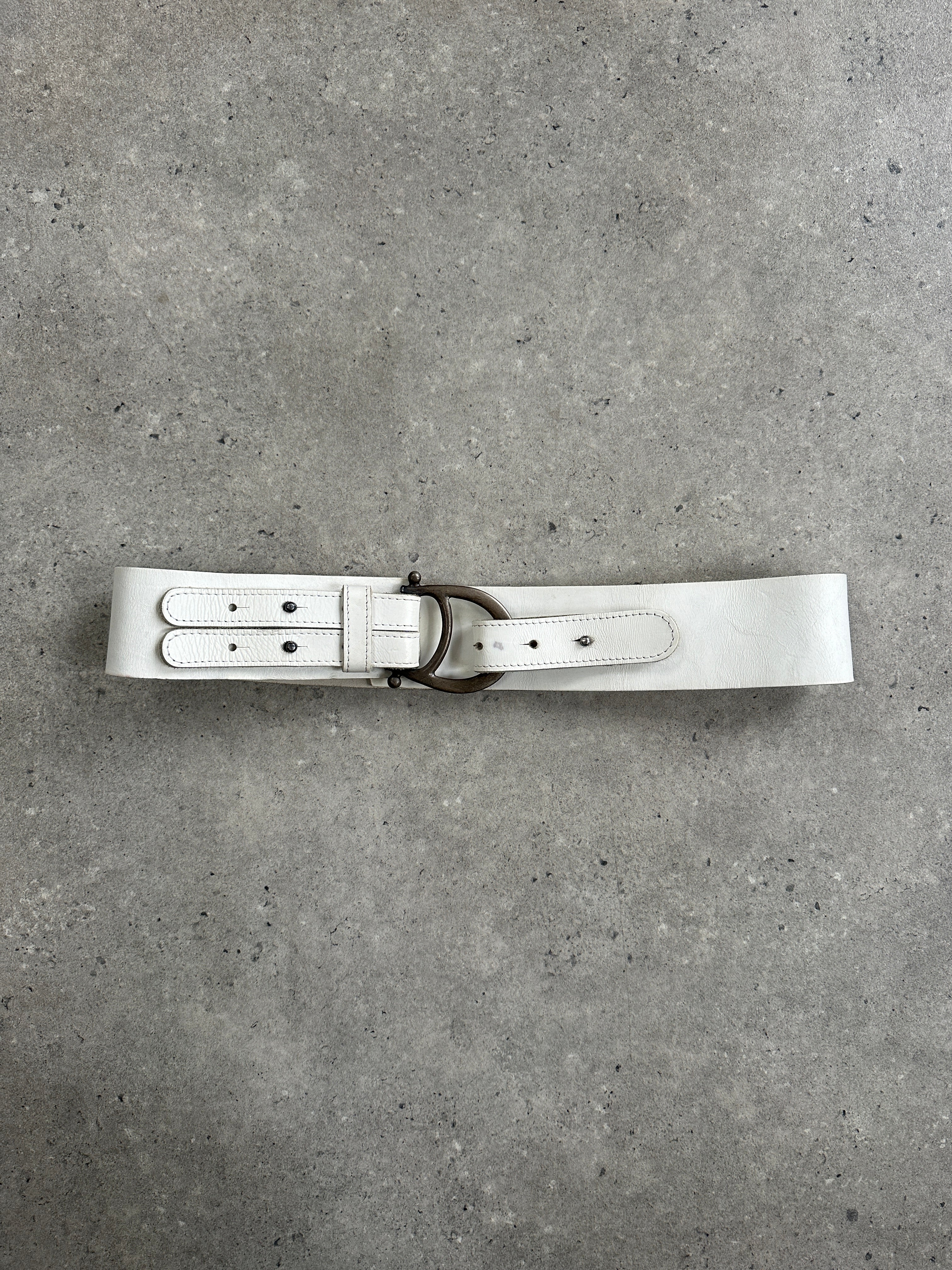Vintage Italian 1990s chrome chunky leather belt, W32-34, with bold metal buckle, stylish retro accessory.