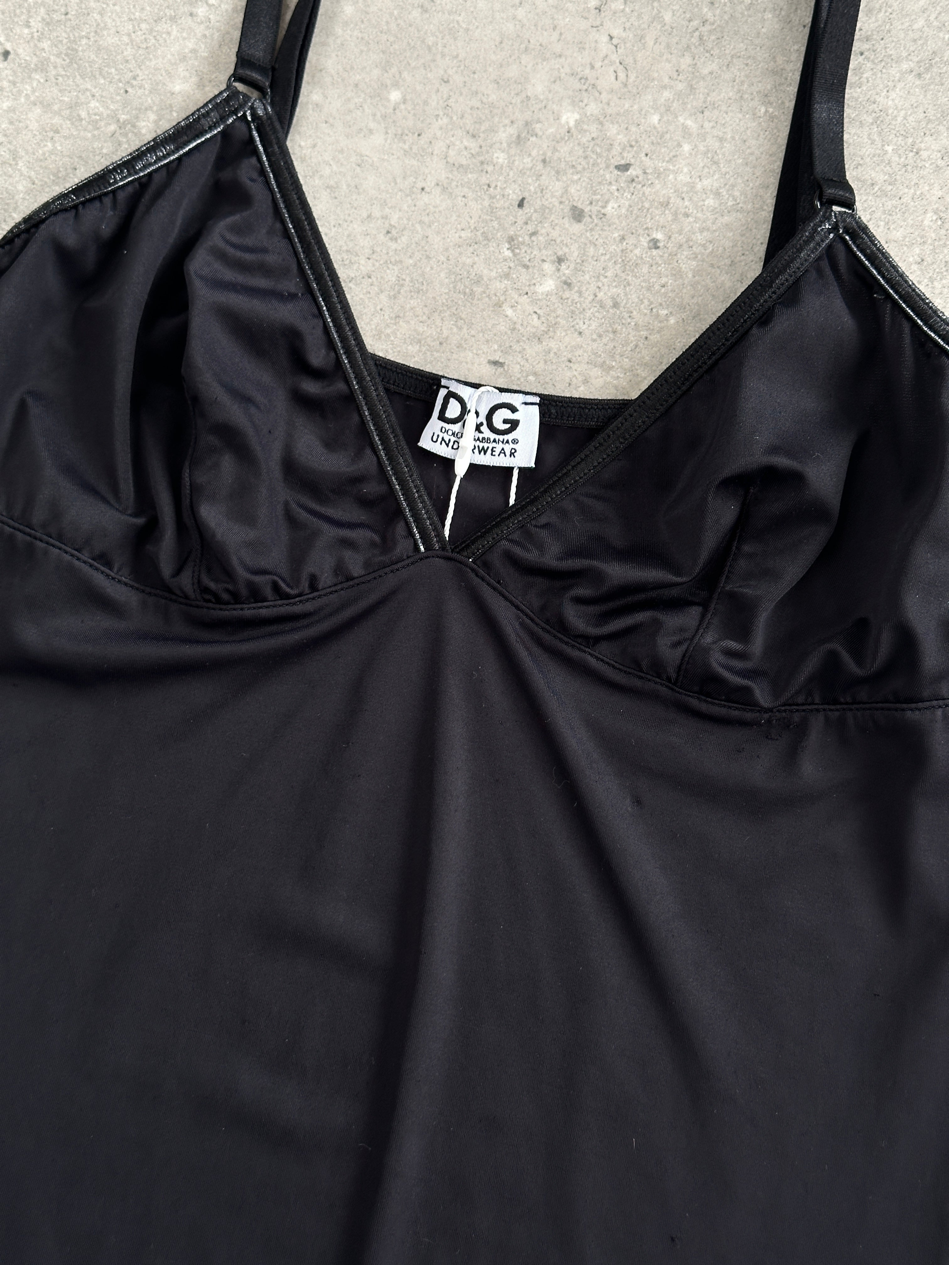 Dolce & Gabbana stretch cami top in XS/S, fitted sleeveless top with thin straps and smooth fabric, ideal for casual or dressy wear.
