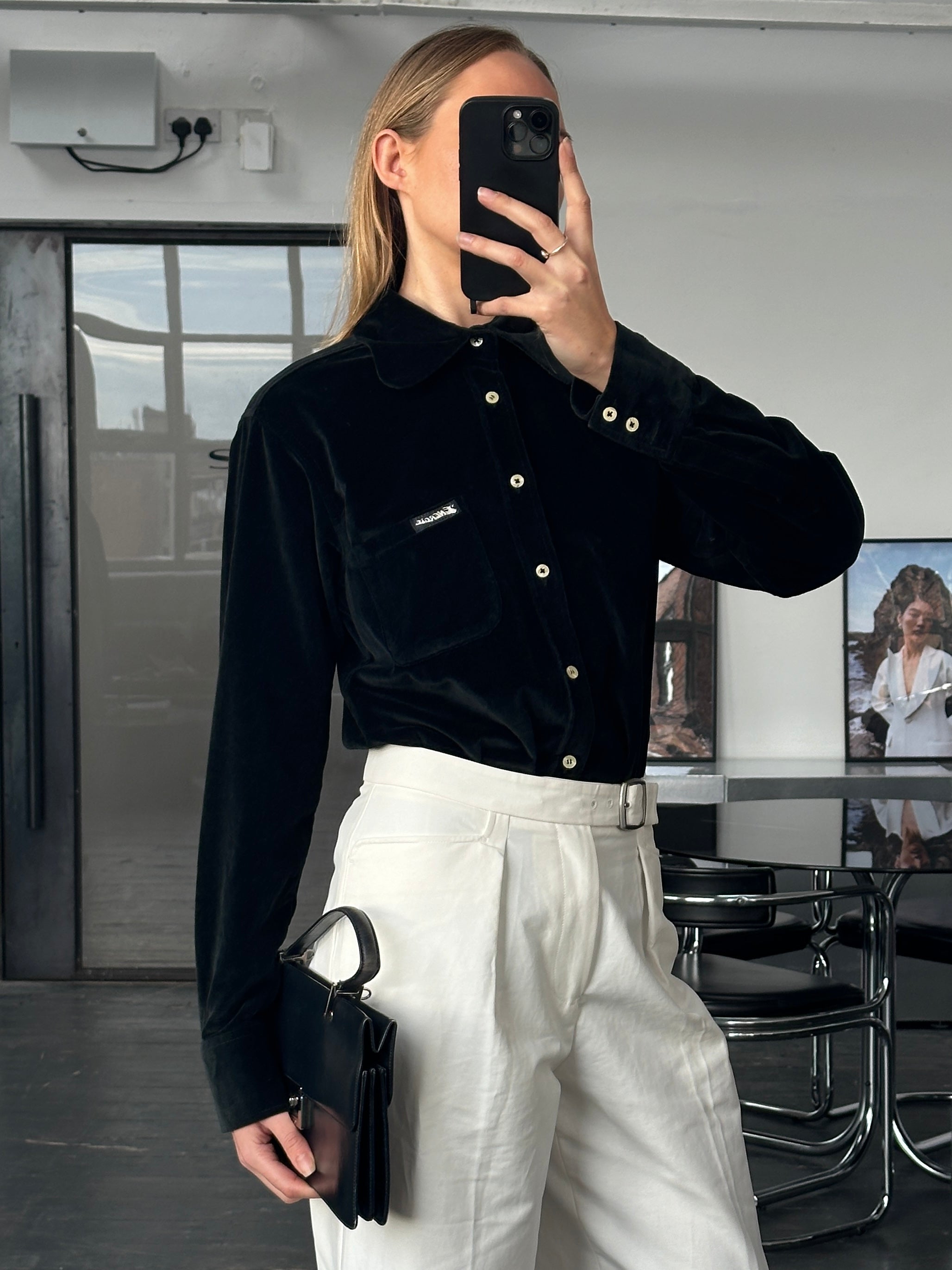 Vintage Italian 1990s velvet shirt in size M, featuring a rich textured fabric and classic design.
