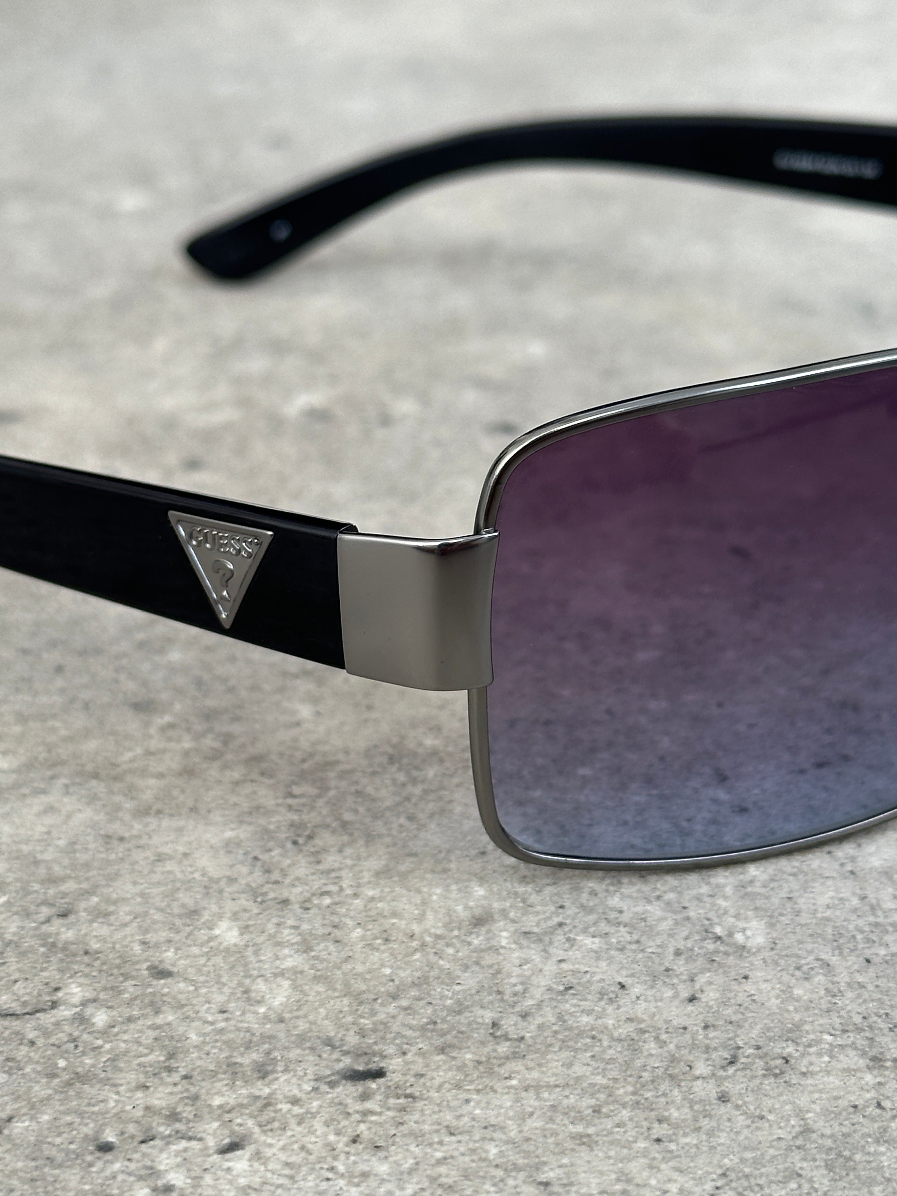 Guess 2000s Oversized Shield Logo Sunglasses