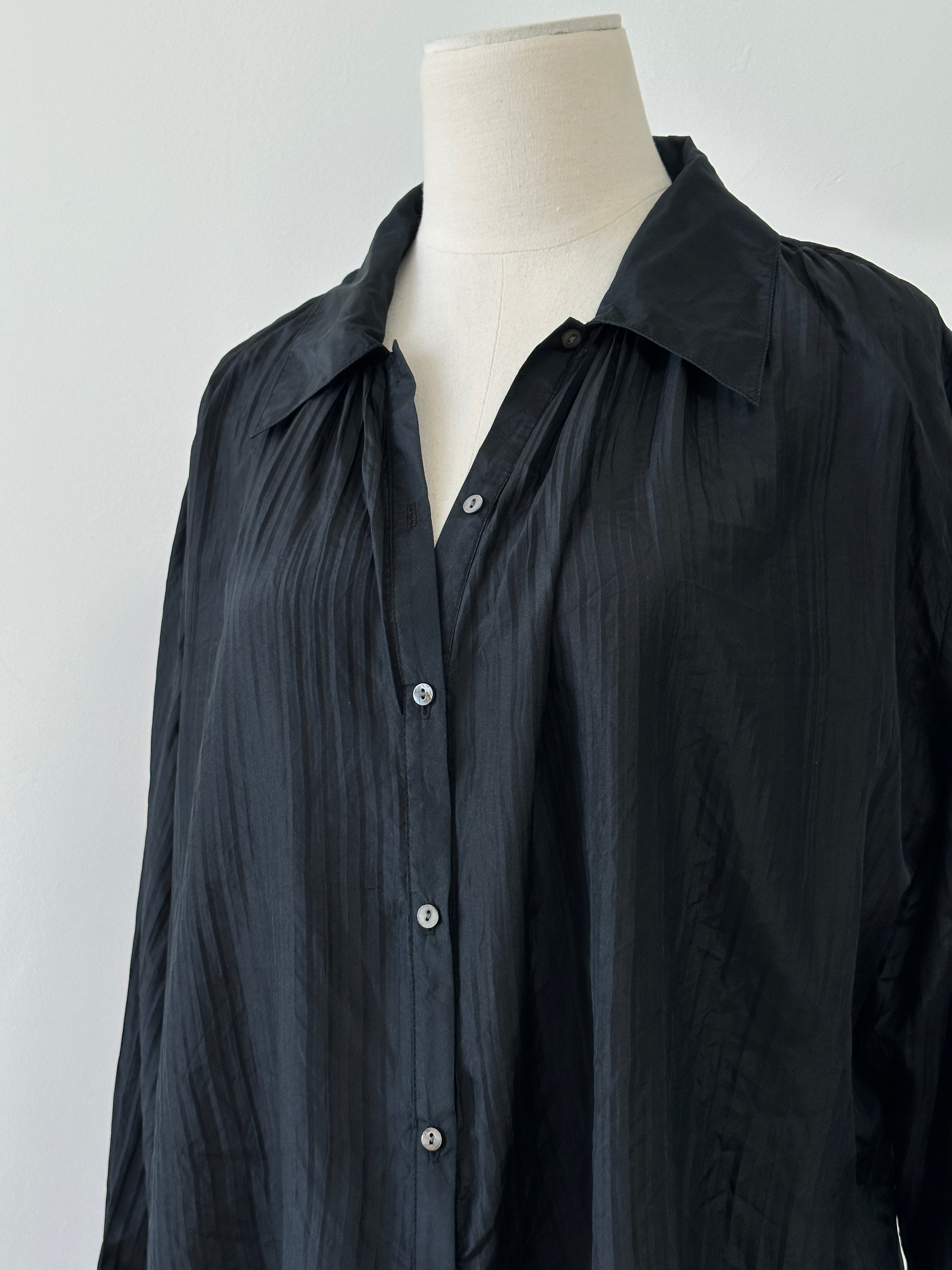 Vintage 1990s Pure Silk Pleated Shirt - L