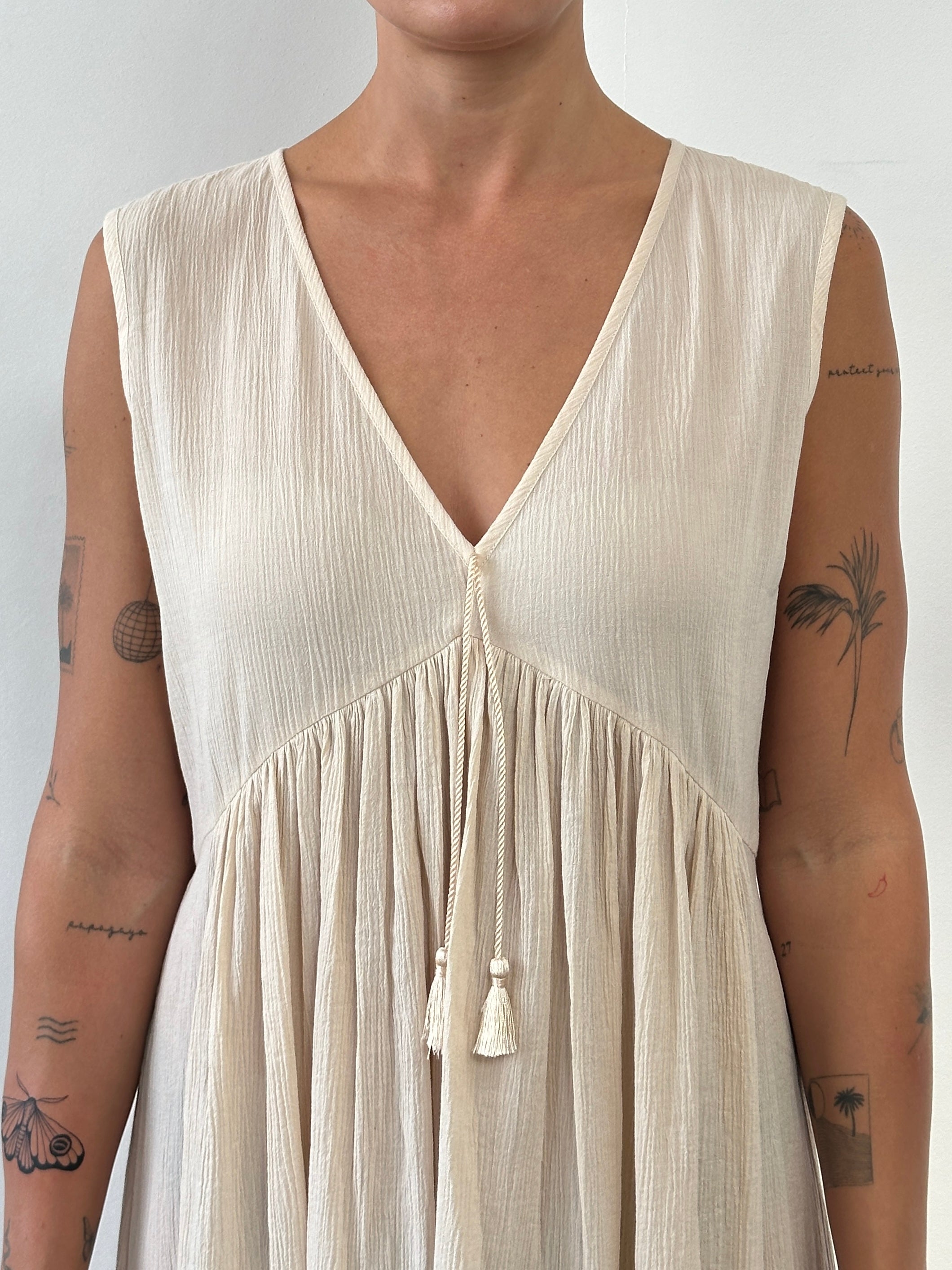 Max Mara pure cotton floor-length sun dress in UK12, featuring a flowing design and sleeveless style, perfect for warm weather.