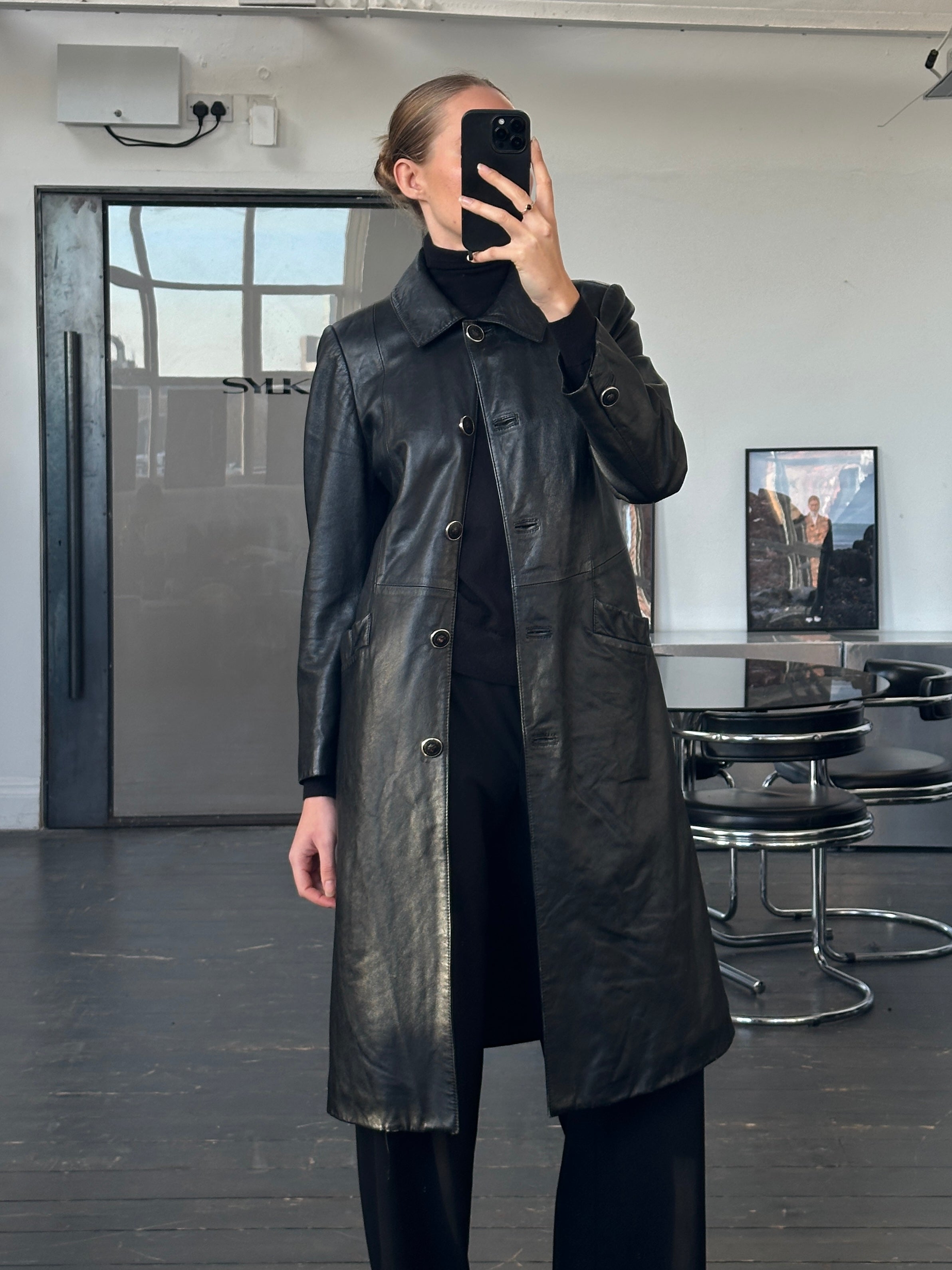 Gianni Versace Versus 1990s Bespoke Lion Head Leather Trench Coat - S - SYLK