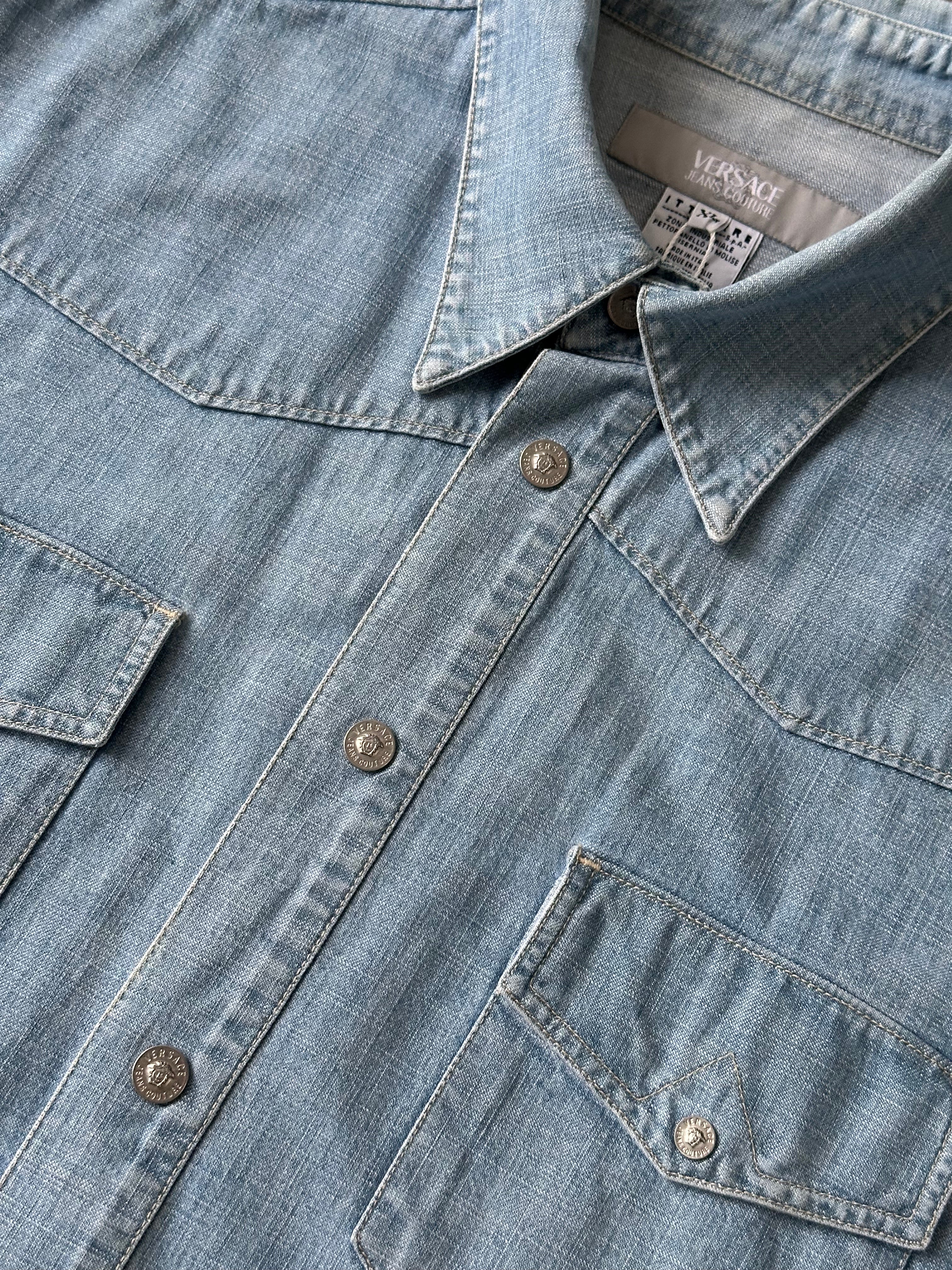 Versace Medusa button denim shirt in XL/XXL, featuring classic design with Medusa logo buttons and stylish denim fabric.