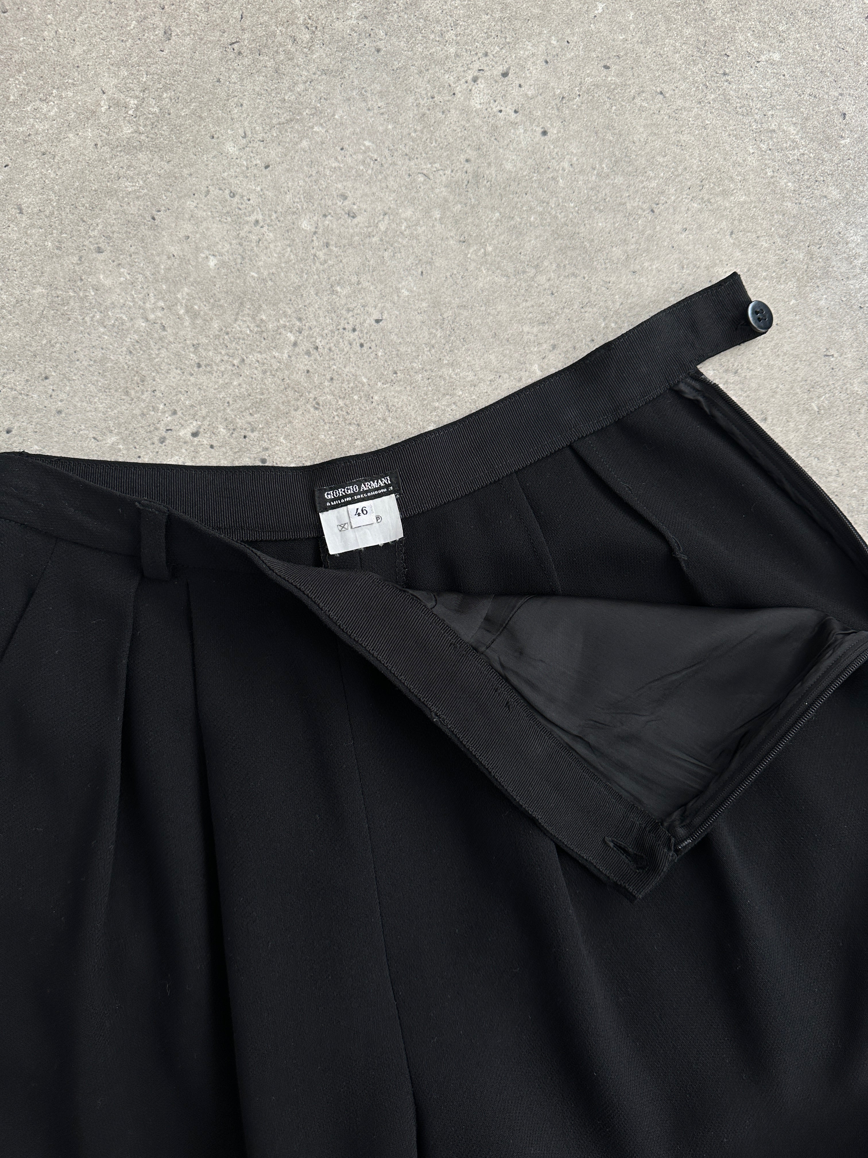 Giorgio Armani 1990s wool wide-leg pleated tailored trousers in size W26, showcasing classic high-waisted design and tailored fit.