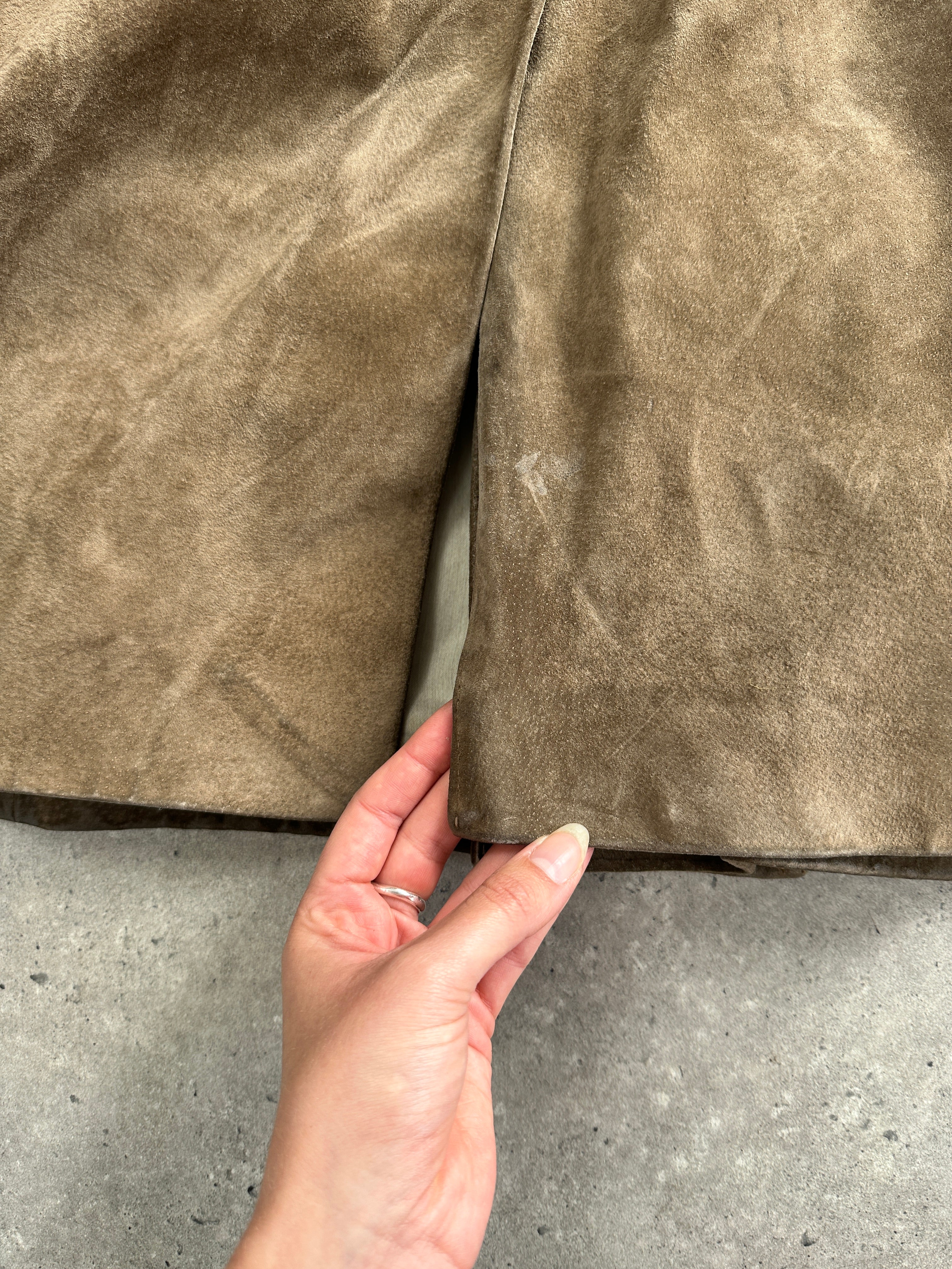 Vintage pure suede belted trench coat in XL, featuring classic design and soft texture, shown on a hanger.