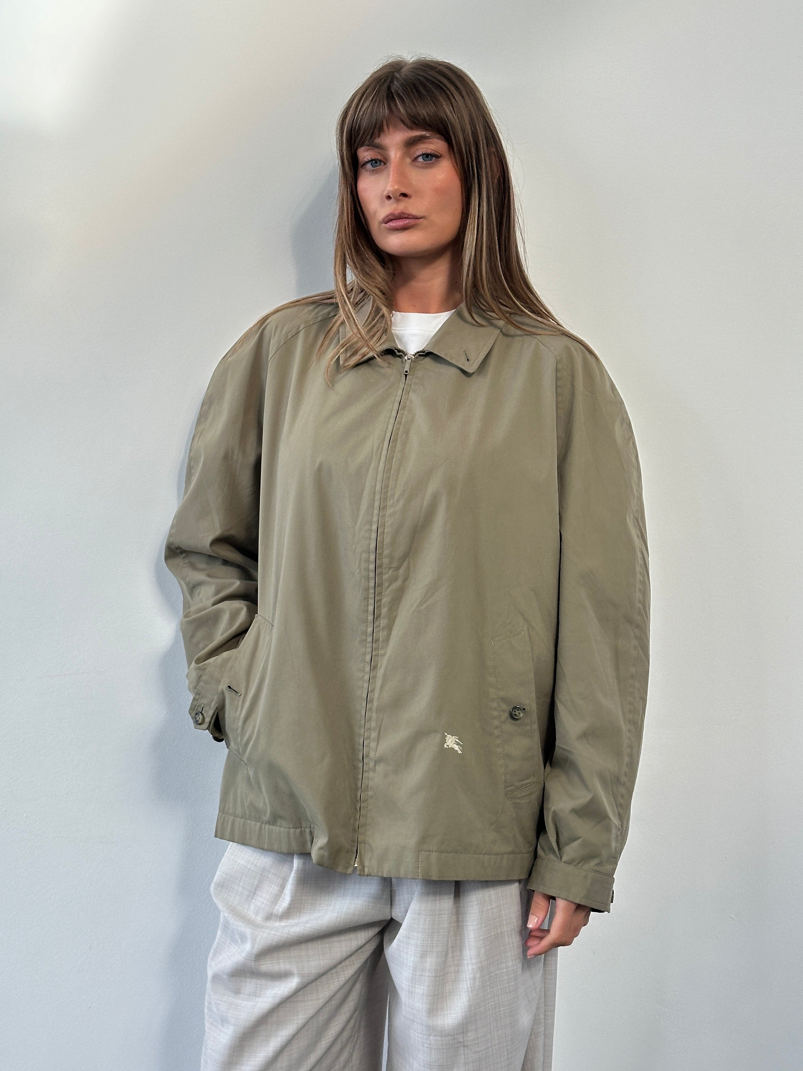 Burberry 1990s wool logo bomber jacket in XL, featuring classic design and signature logo details.