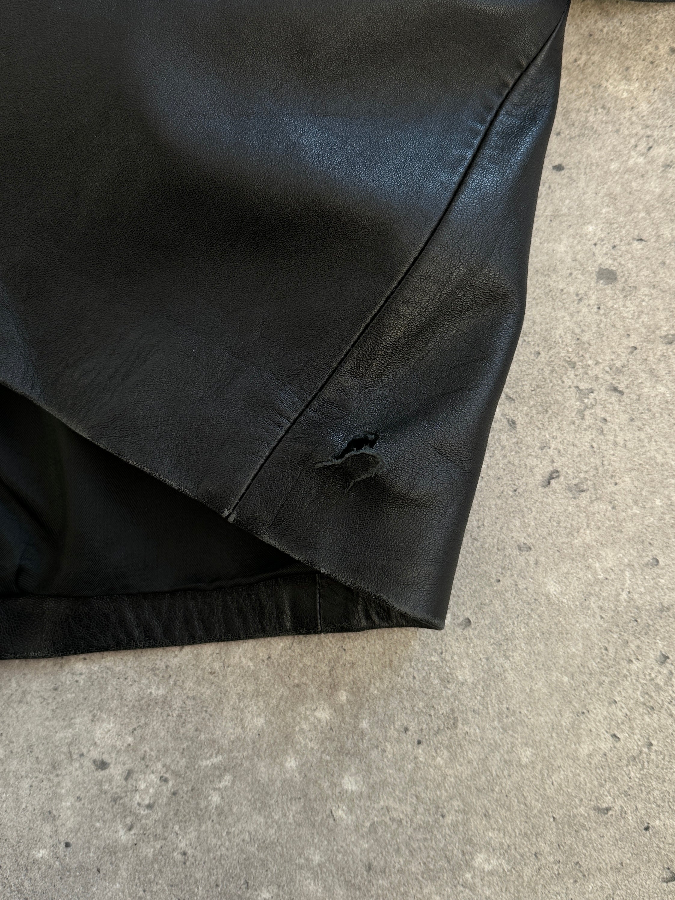 Italian Vintage 1990s Smooth Leather Trench Coat - L/XL - SYLK