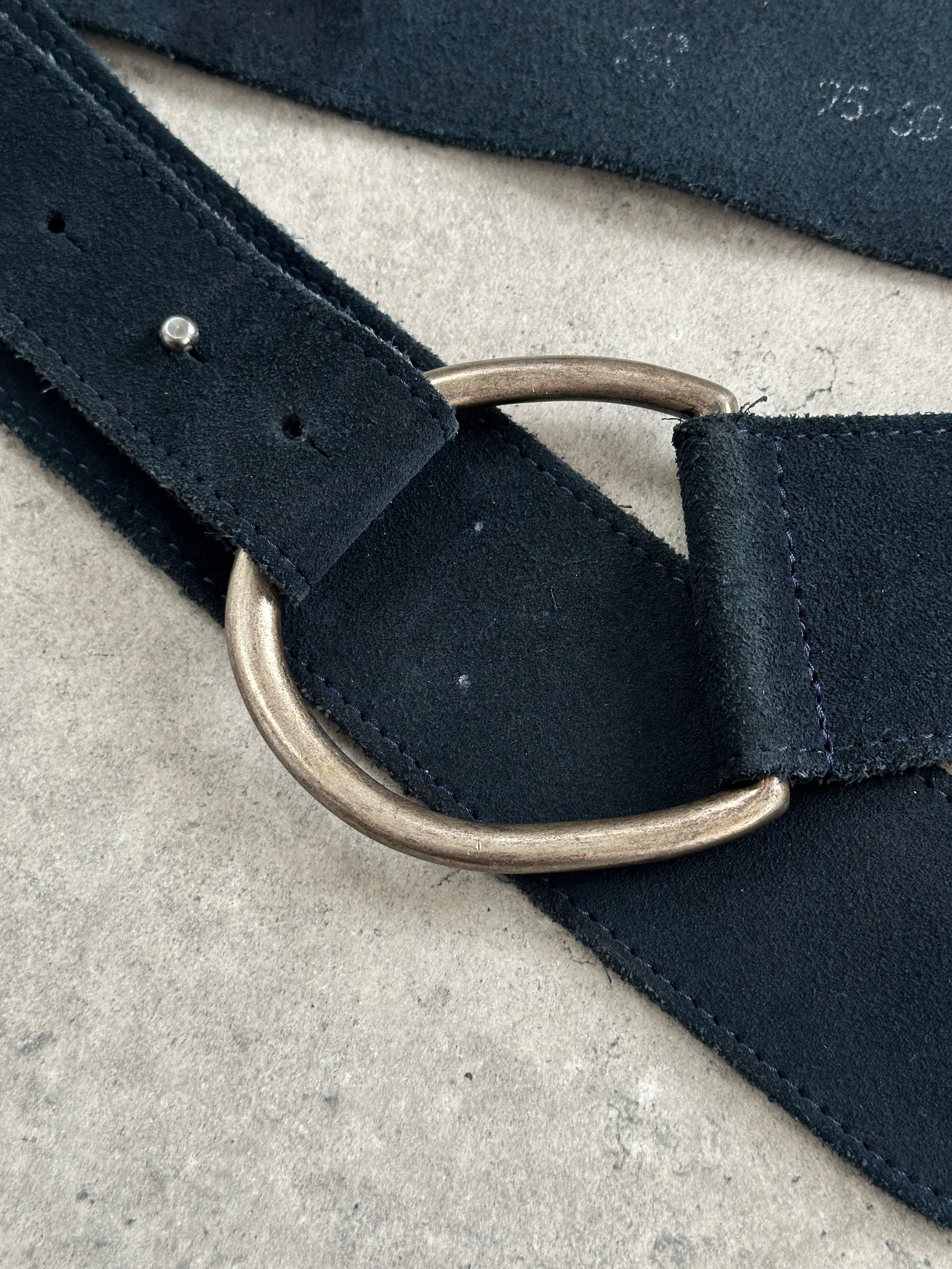 Vintage 1990s D ring suede belt in tan, 34-36 inch length, featuring classic style and textured suede material.