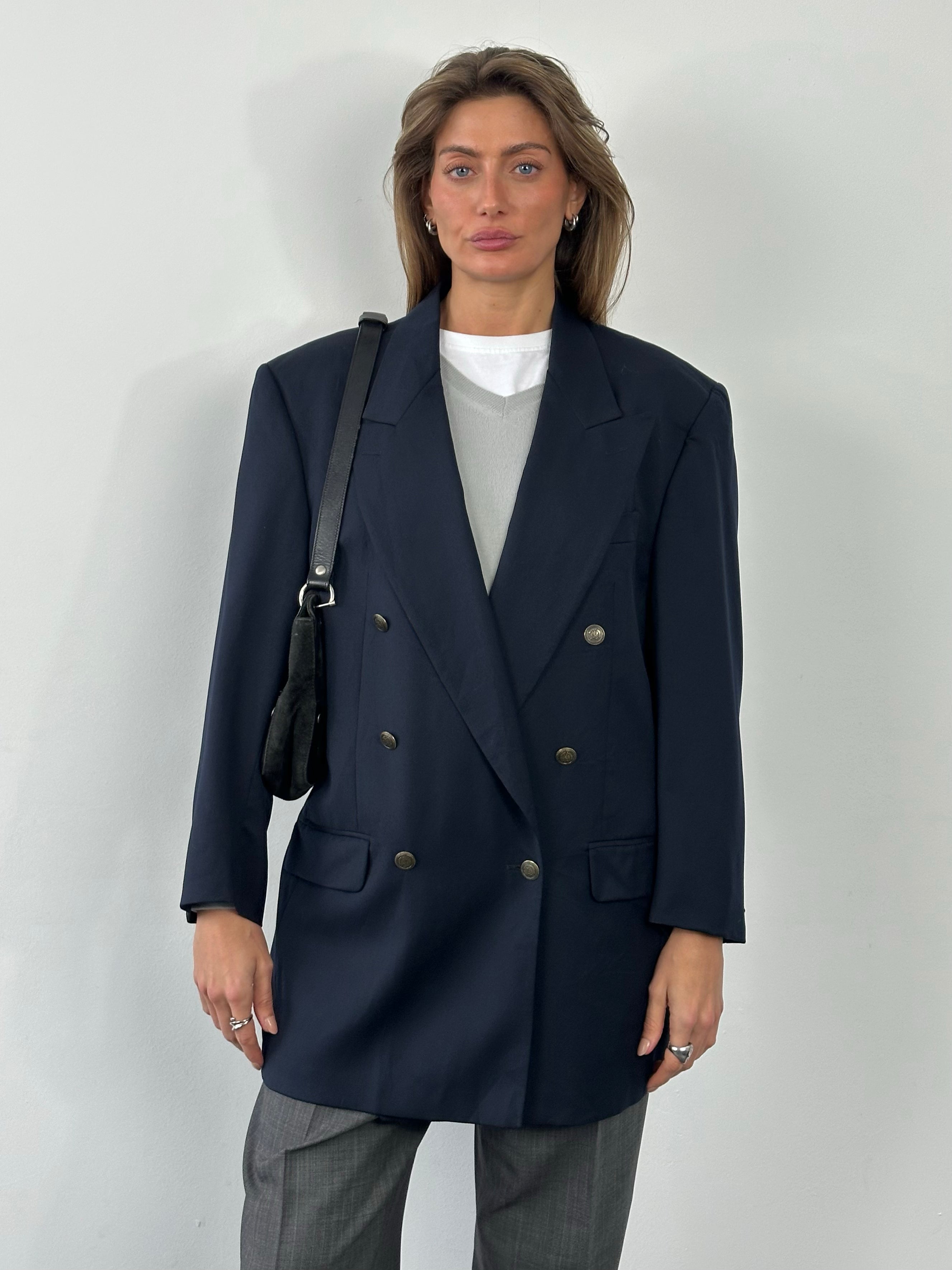 Yves Saint Laurent 1980s bespoke pure wool double-breasted blazer in XL/XXL, featuring classic tailoring and button details.