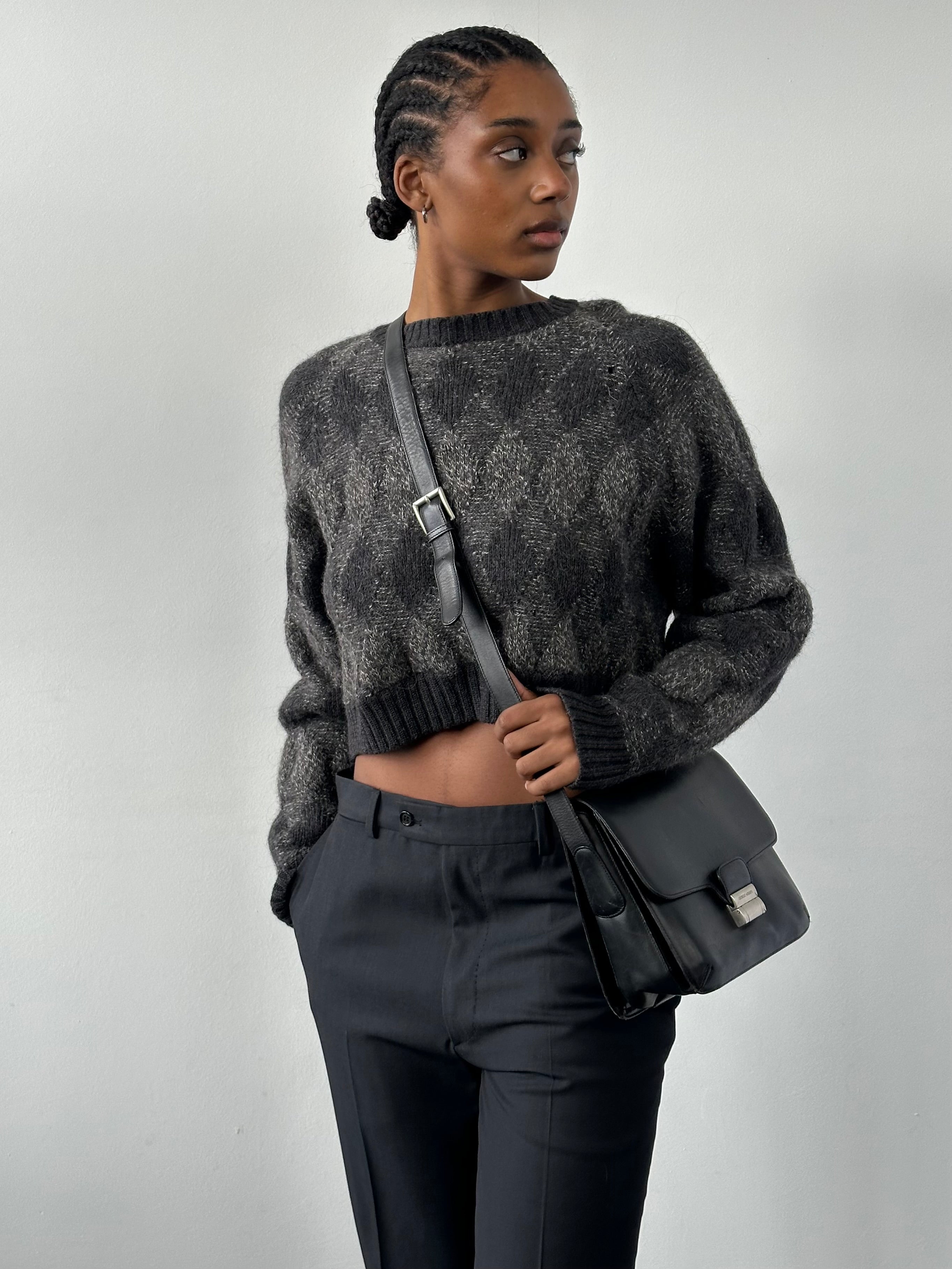 Vintage 1990s wool mohair cropped jumper in size M, featuring a textured knit pattern and classic 90s style.