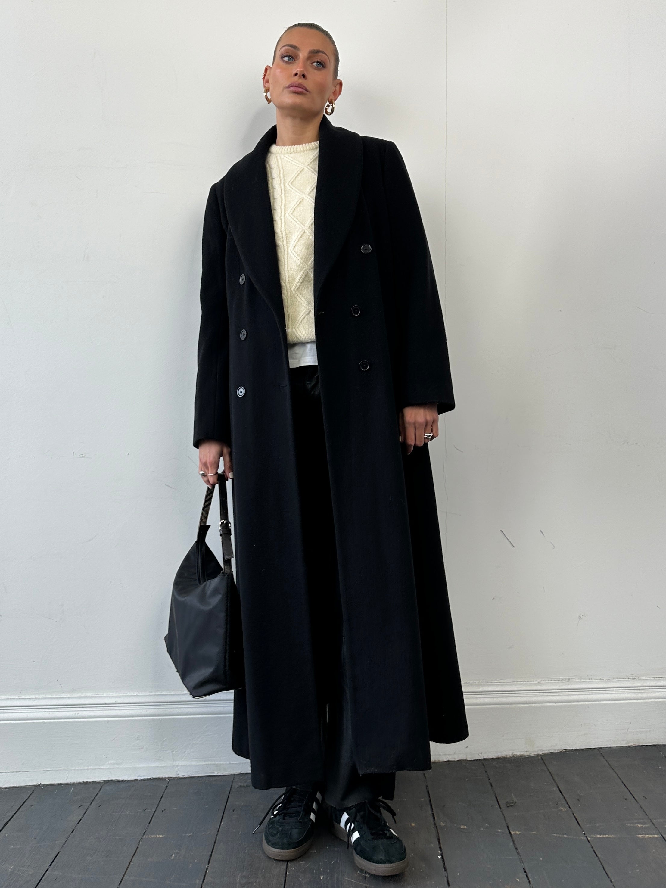 Vintage wool and cashmere double-breasted floor-length coat in size M, featuring a classic tailored design and warm fabric.