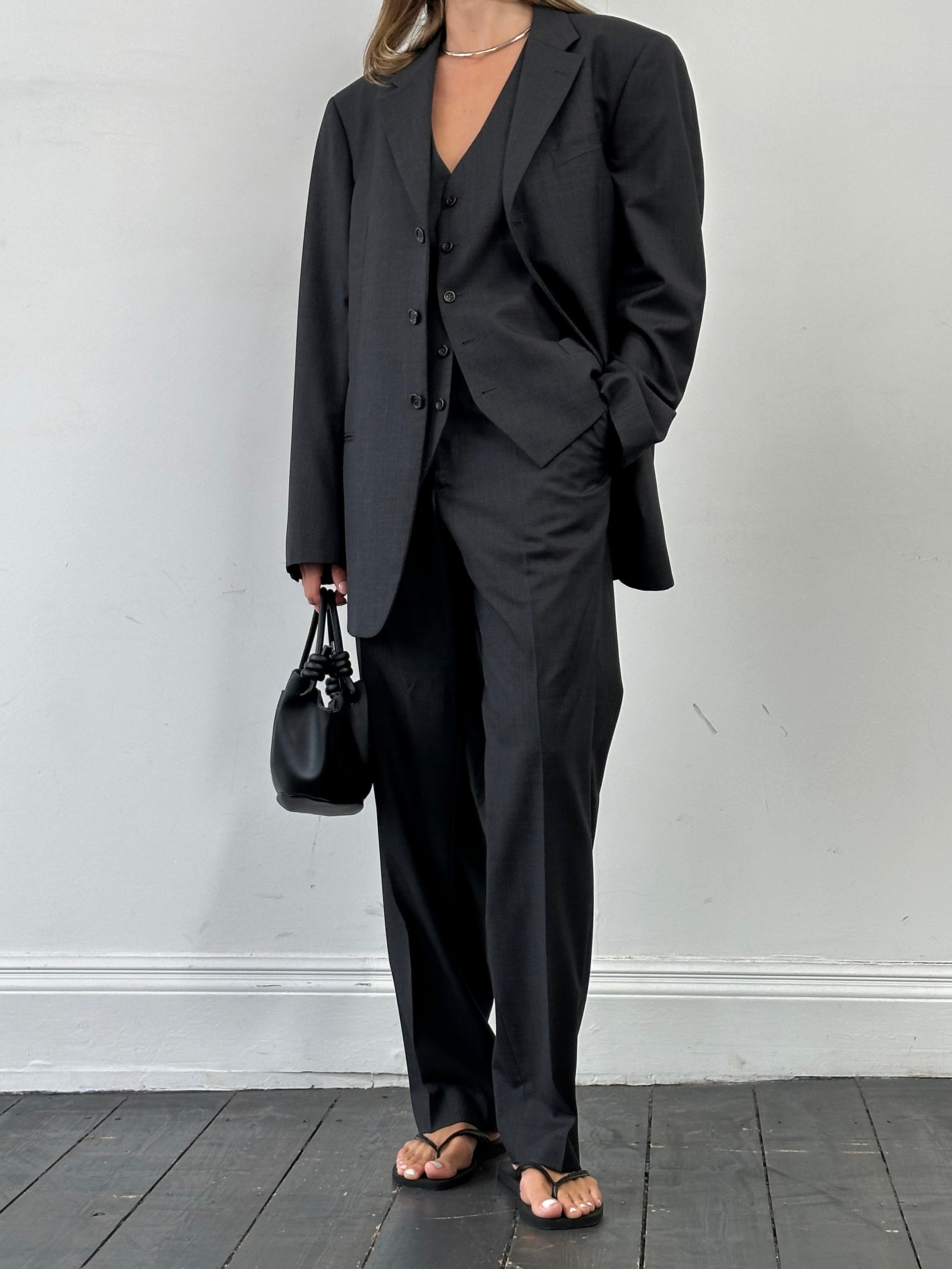 Armani Collezioni pure wool three-piece suit, single-breasted, in size 46R/W36, featuring a tailored fit and classic design.