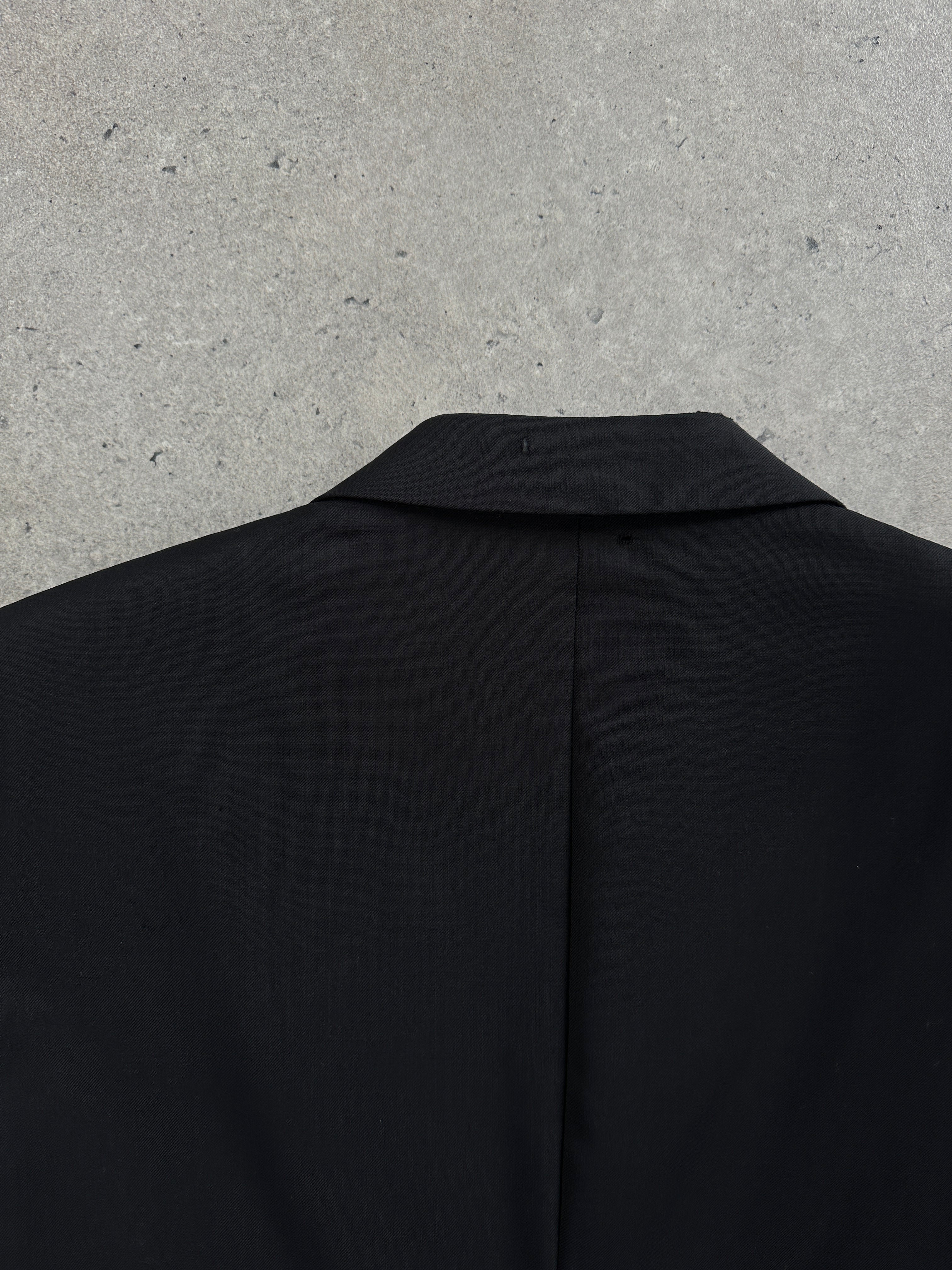 Yves Saint Laurent Pour Homme 1990s pure wool single-breasted blazer, size 40L/XL, in classic tailored style with notch lapels.