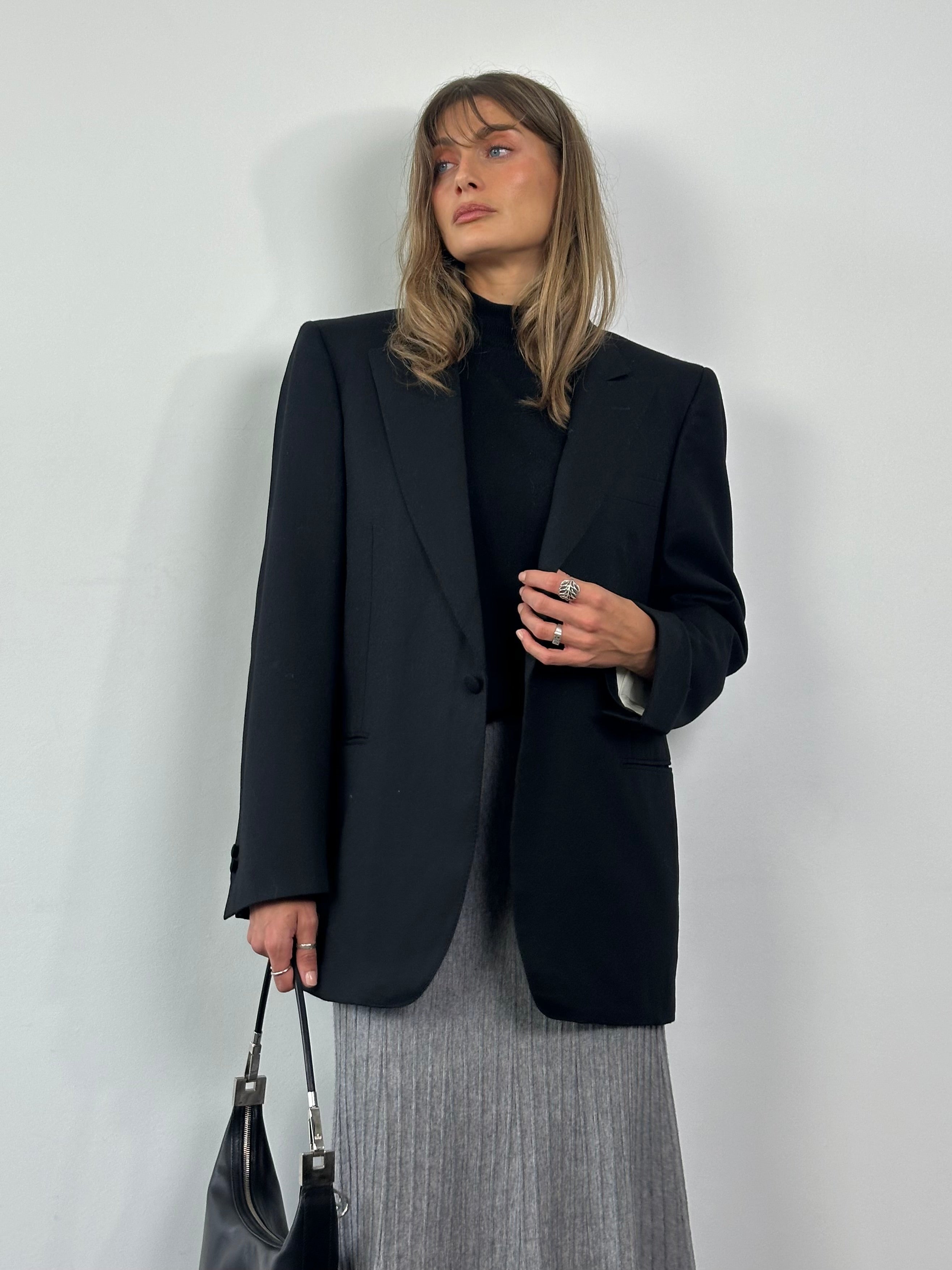 Christian Dior Monsieur 1990s brushed wool blazer in size 40R/L, single button design, classic tailored fit.