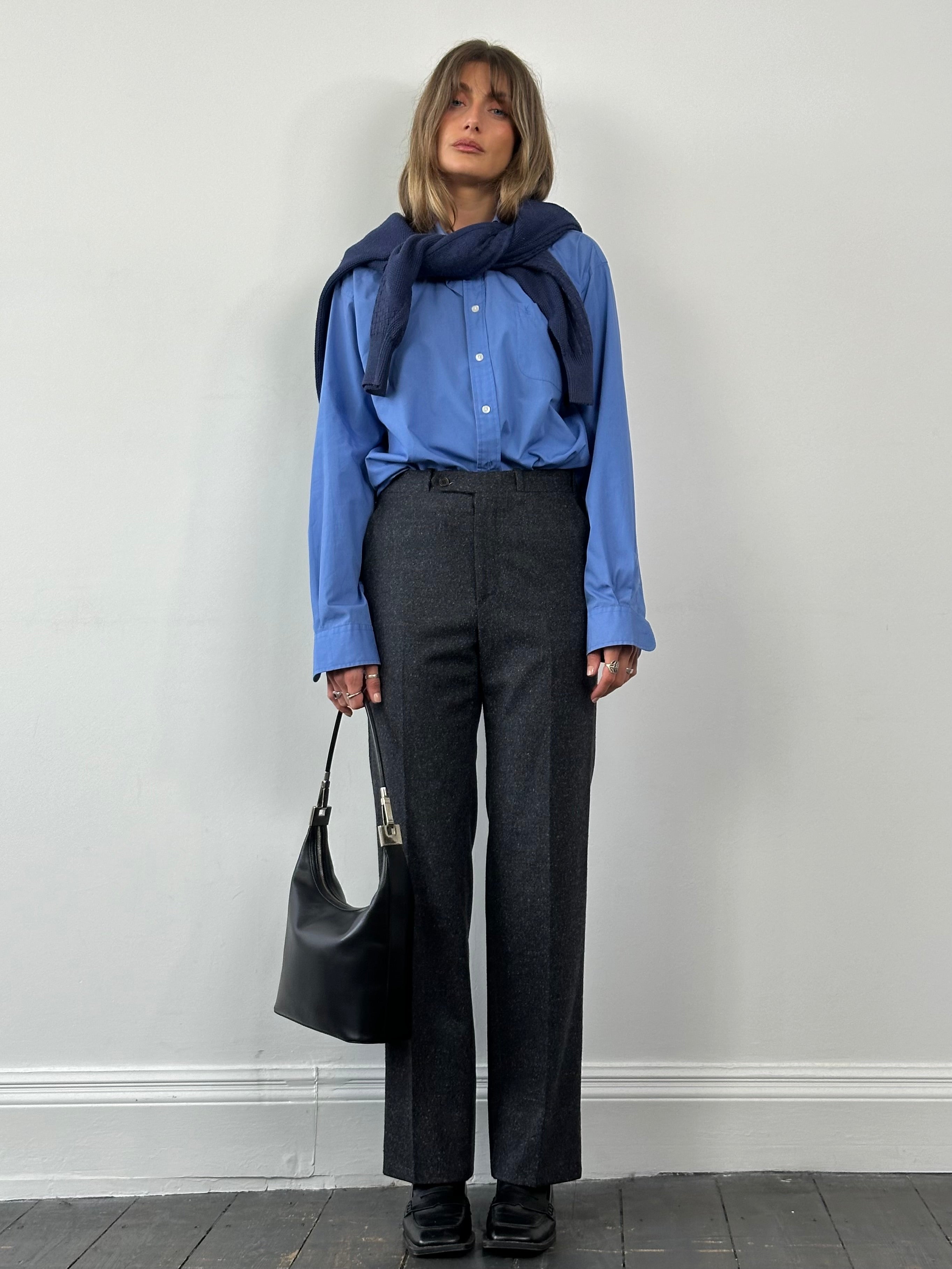 Vintage Italian brushed wool cashmere tailored trousers in size W28, featuring a classic fit and refined craftsmanship.