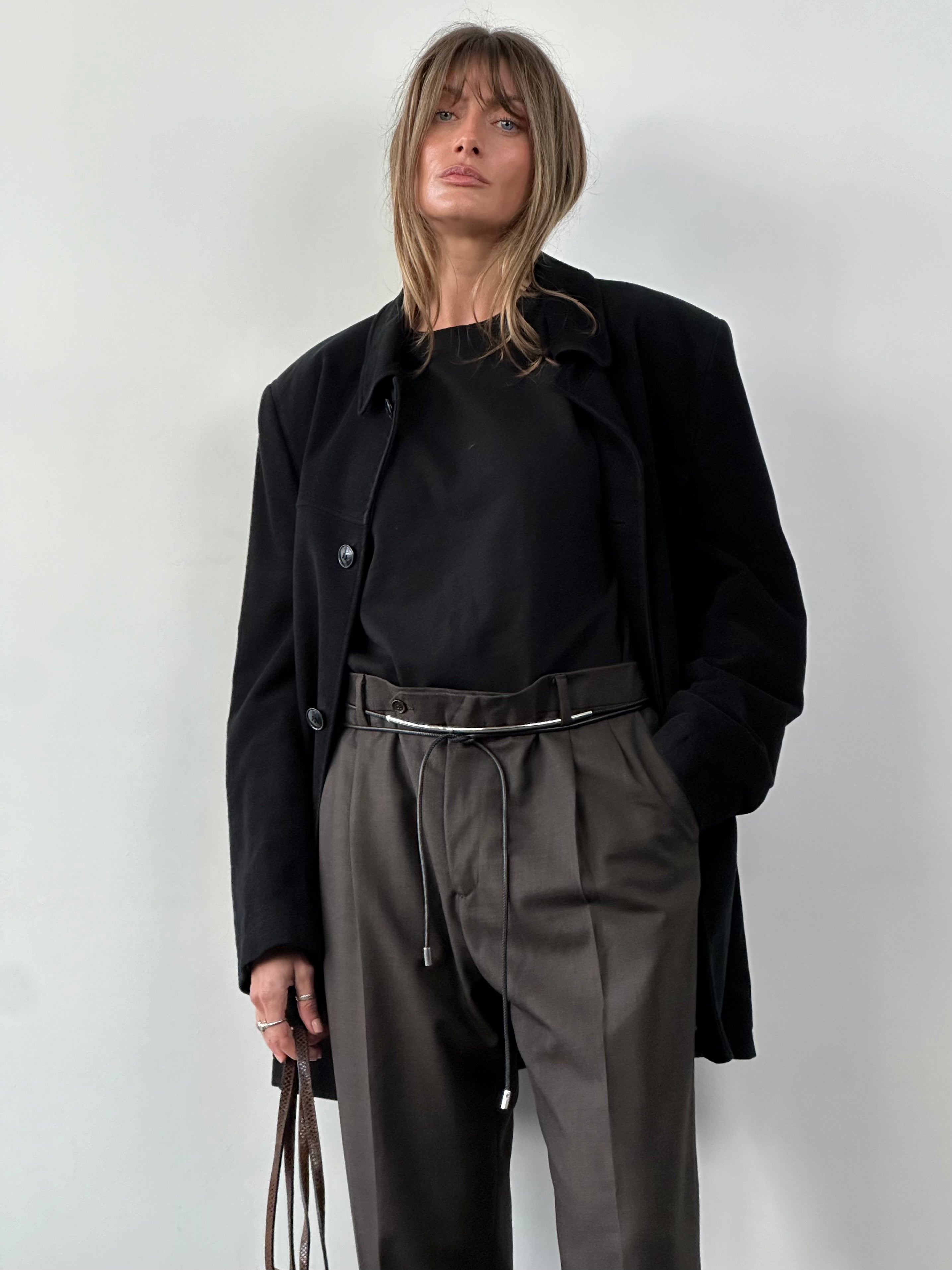 Vintage Italian vintage pure wool mid-rise tailored trousers, W34, with classic fit and structured design.