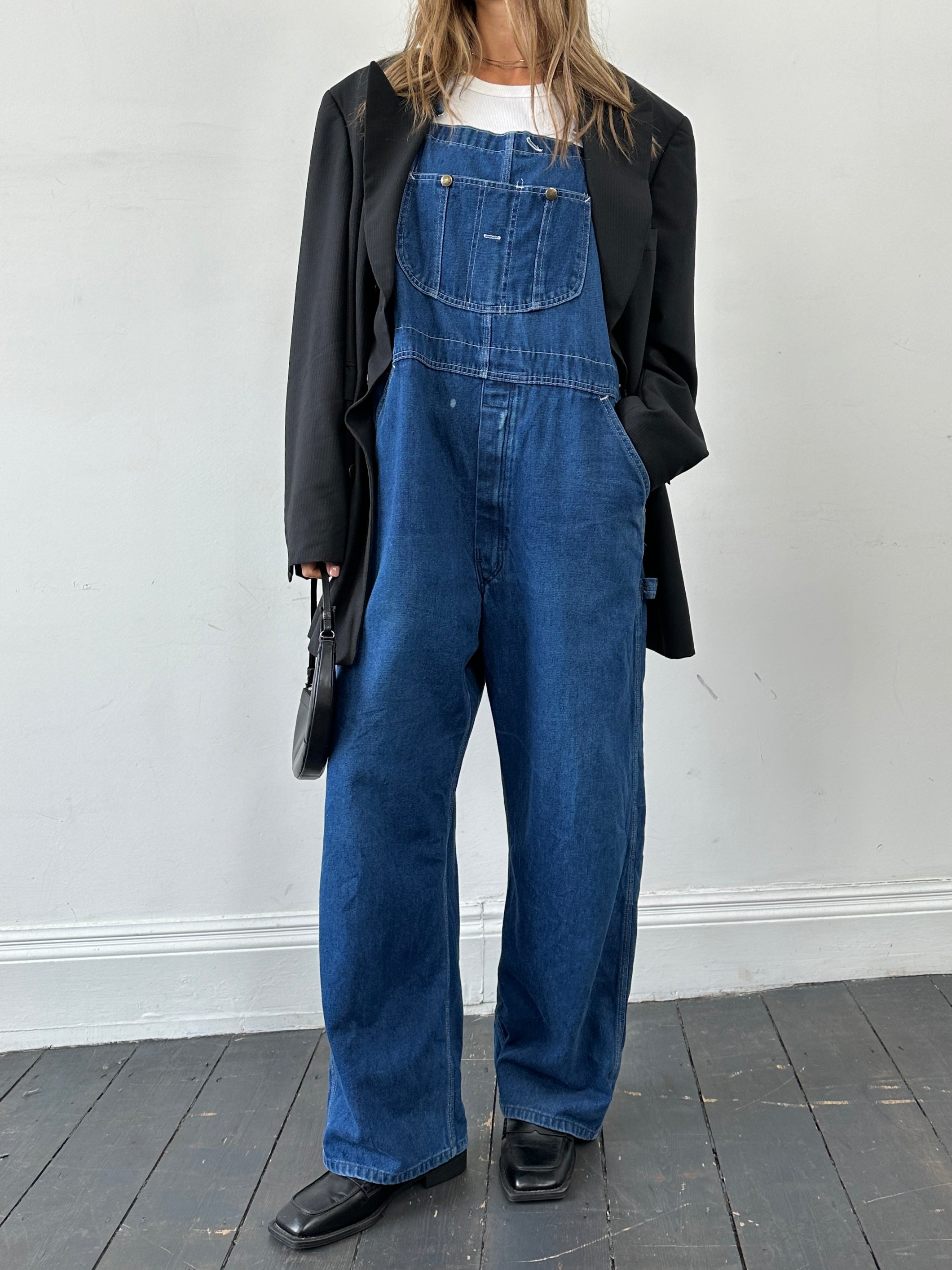 Vintage Roebucks contrast stitch mid wash denim dungarees in XL size, showing classic details and relaxed fit.