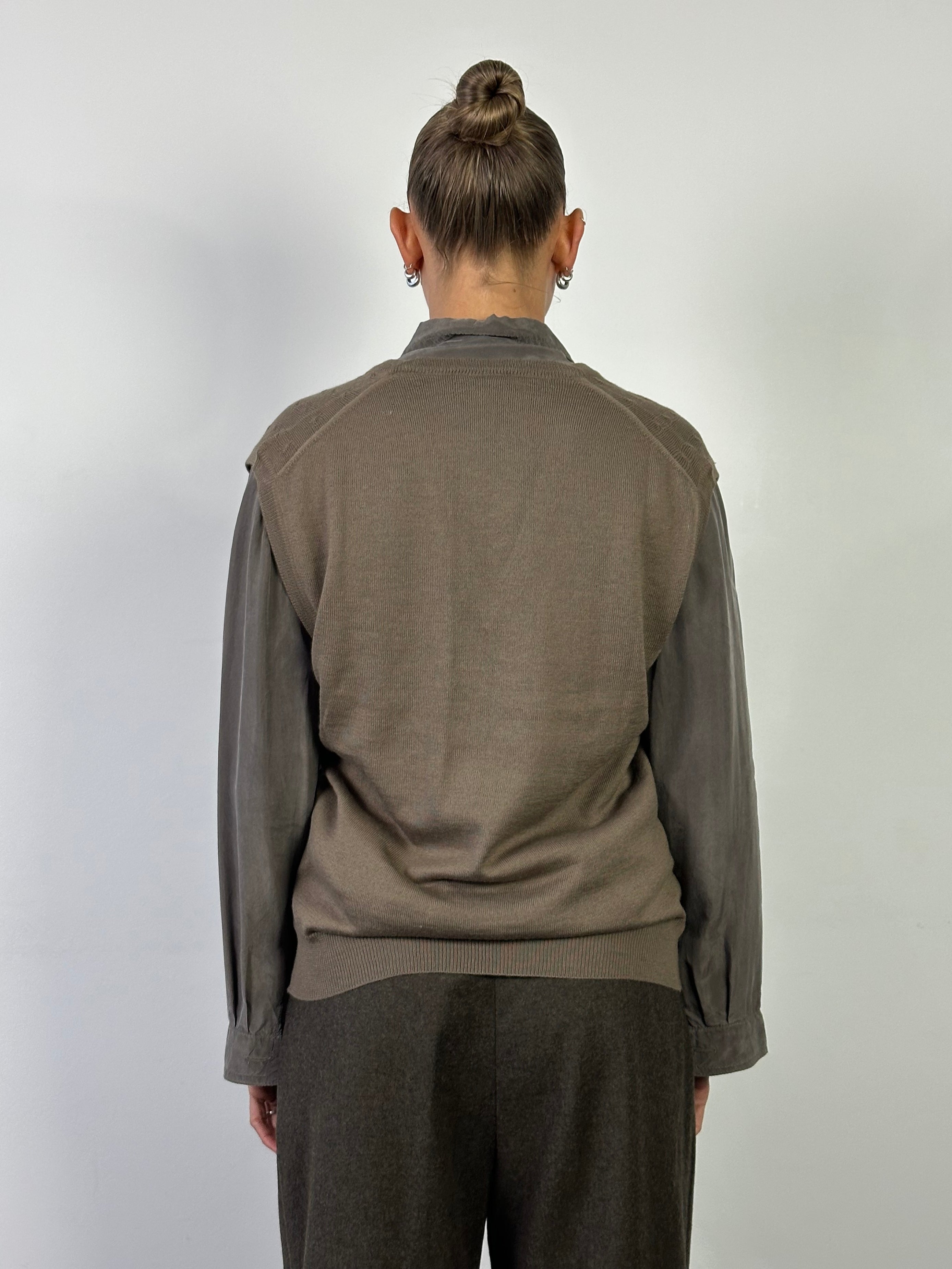 Italian Vintage Wool V Neck Sleeveless Vest Jumper - M - SYLK