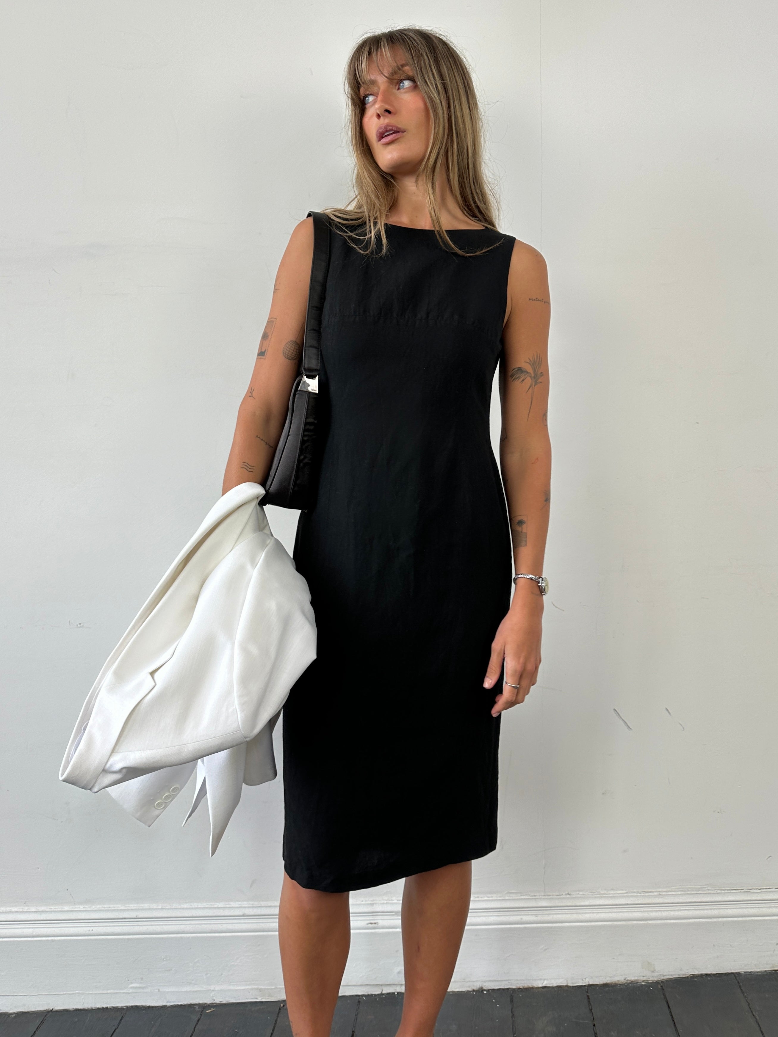 Laura Ashley linen midi shift dress in size S, featuring a stylish, comfortable design with a classic midi length and linen fabric.