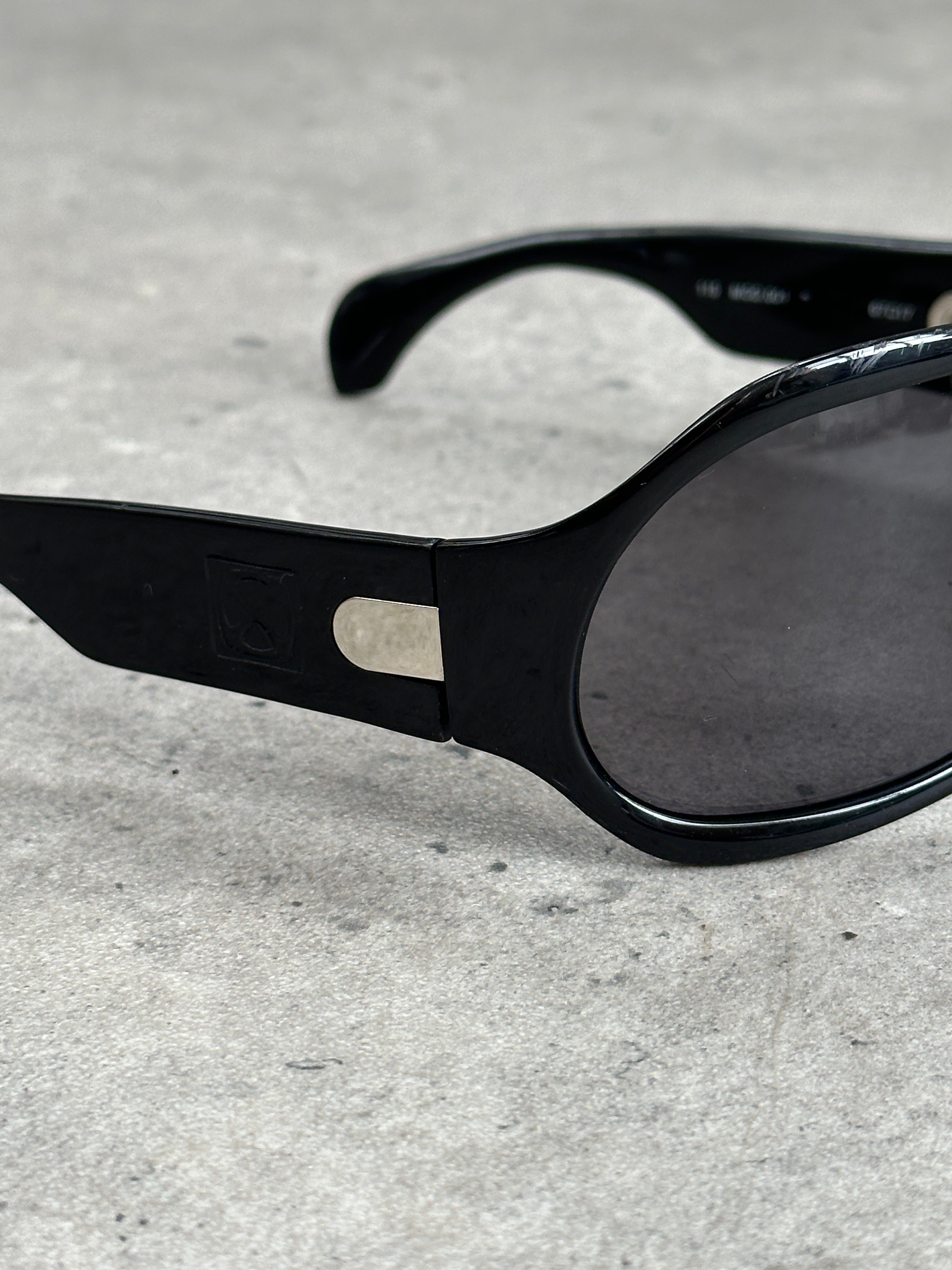 Vintage 2000s Oversized Shield Sunglasses