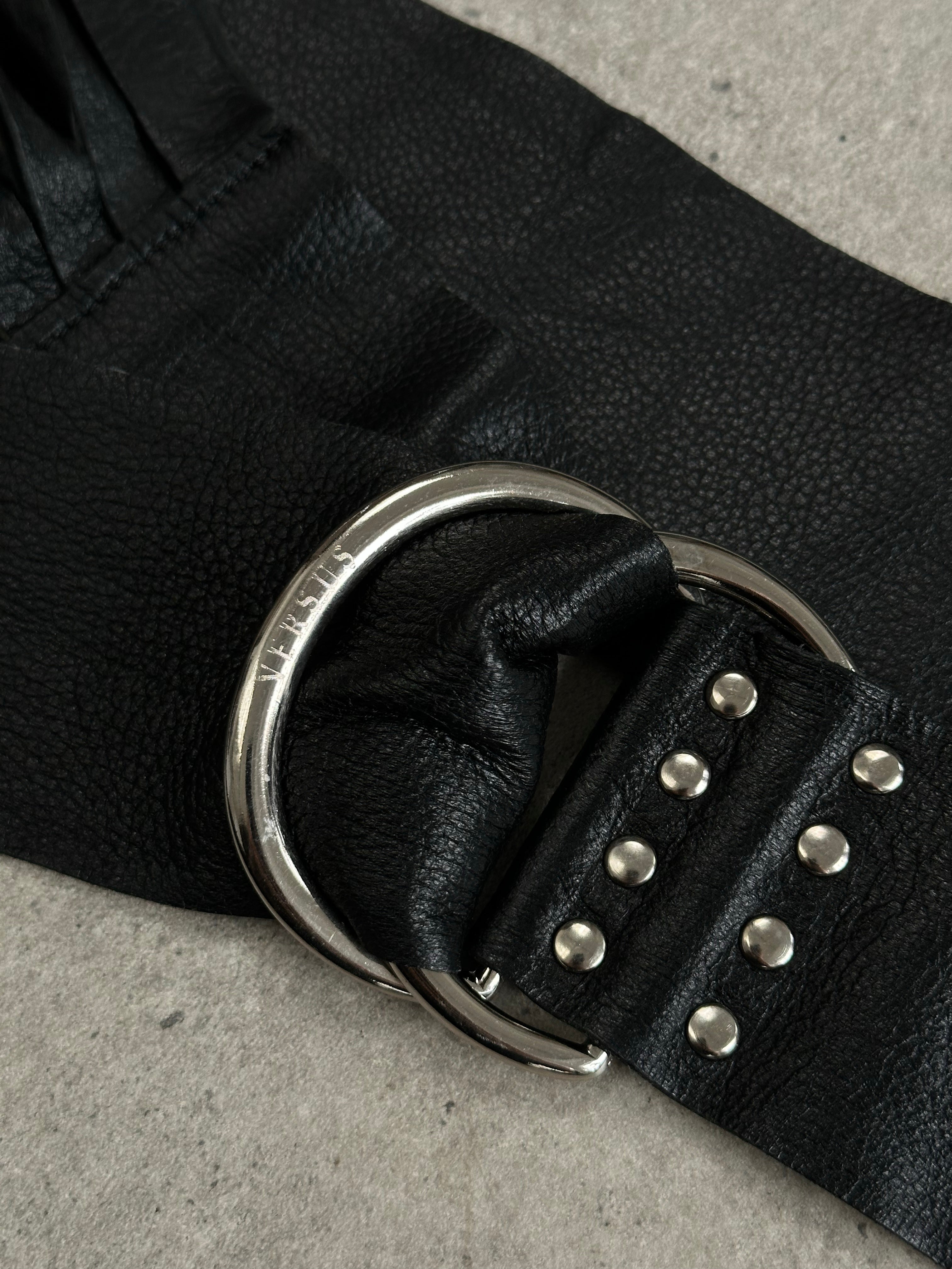 Gianni Versace Versus 1990s leather chunky belt with bold design and metallic buckle, styled for a statement fashion look.