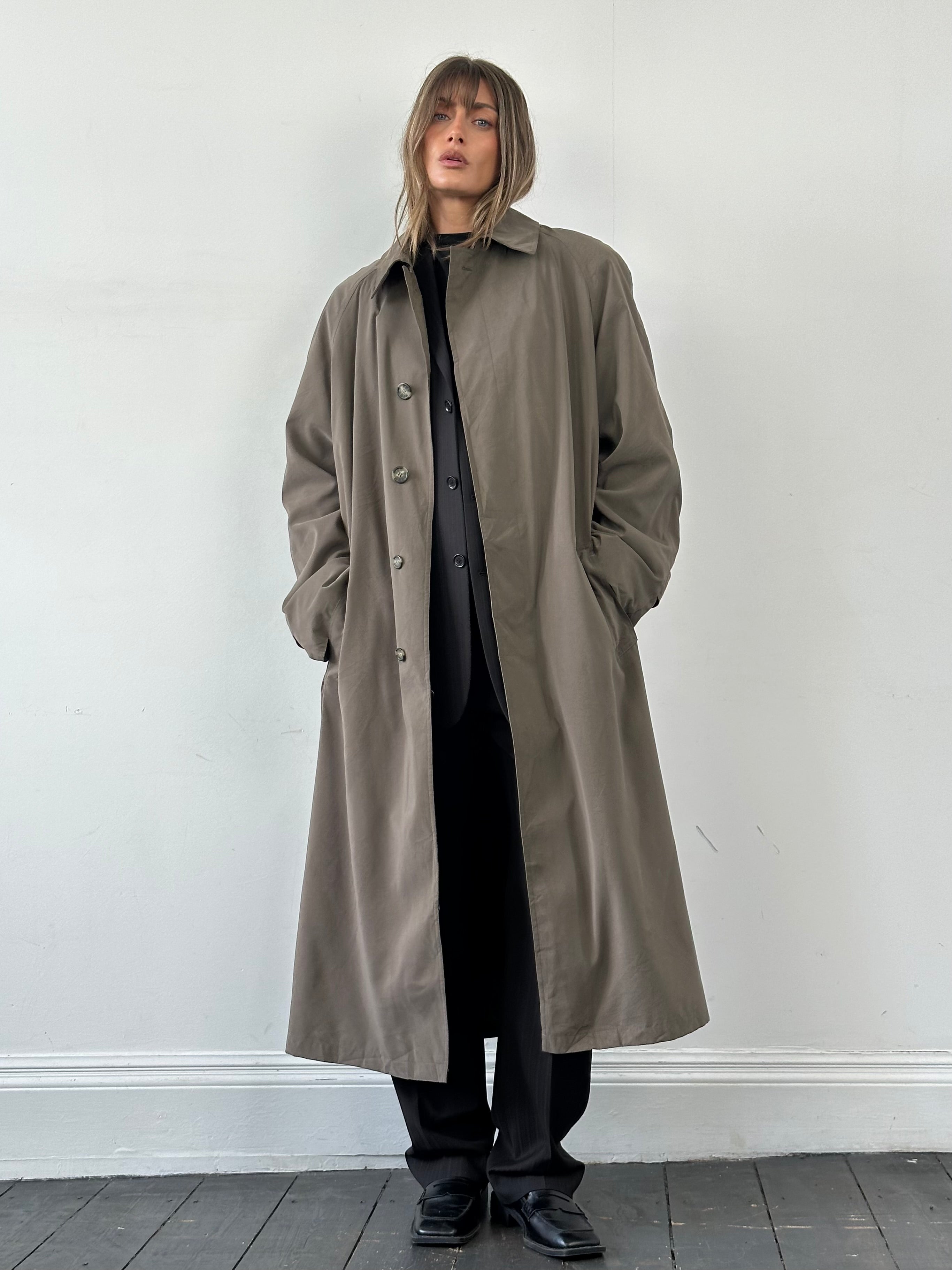 Oversized Ralph Lauren Chaps trench coat in XXL, beige fabric with classic collar and button details, full-length view.