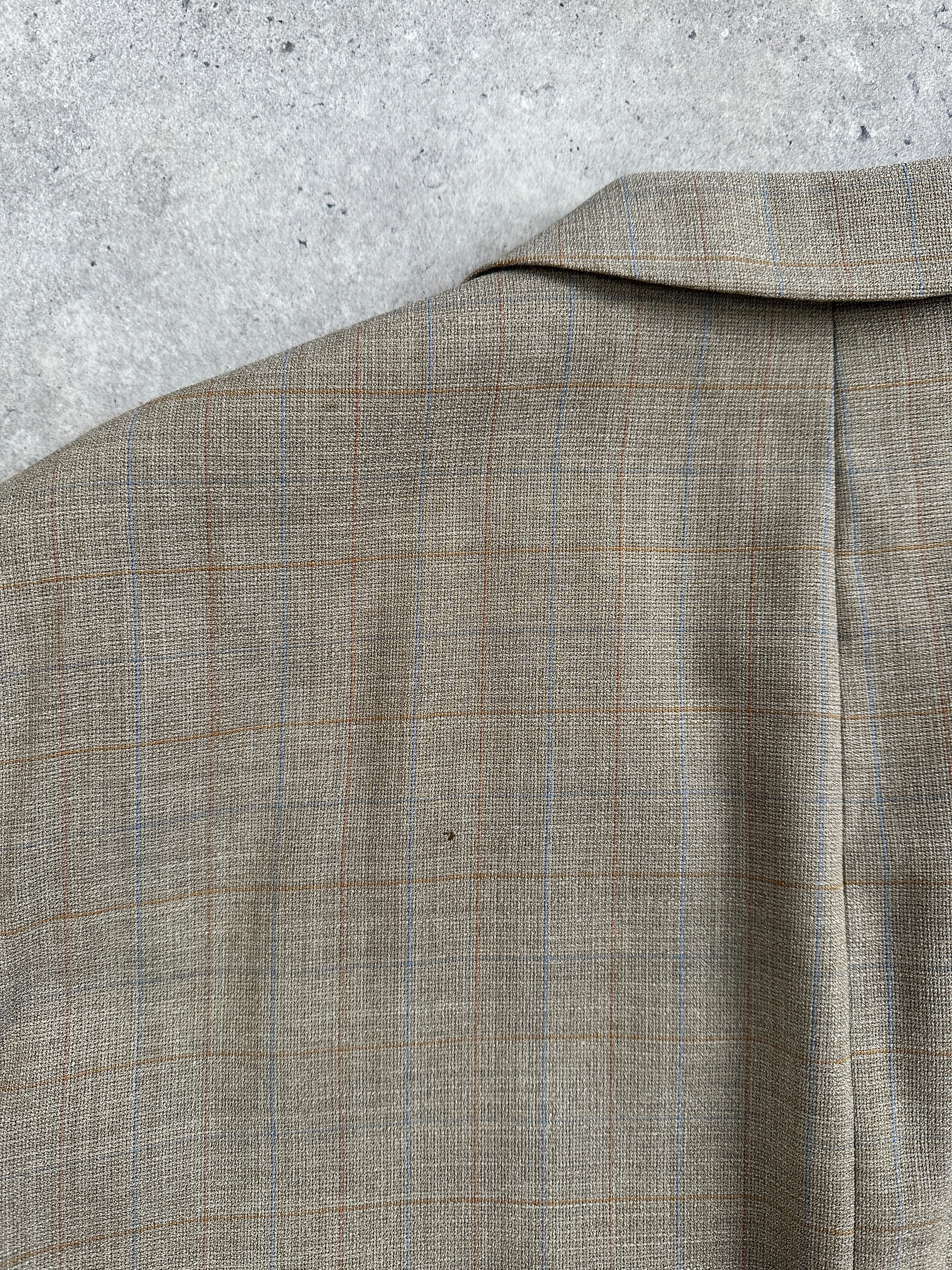 Loro Piana Roy Robson check blazer in pure wool, 2000s Super 100’s, tailored fit, size 44R/XL, featuring classic check pattern.