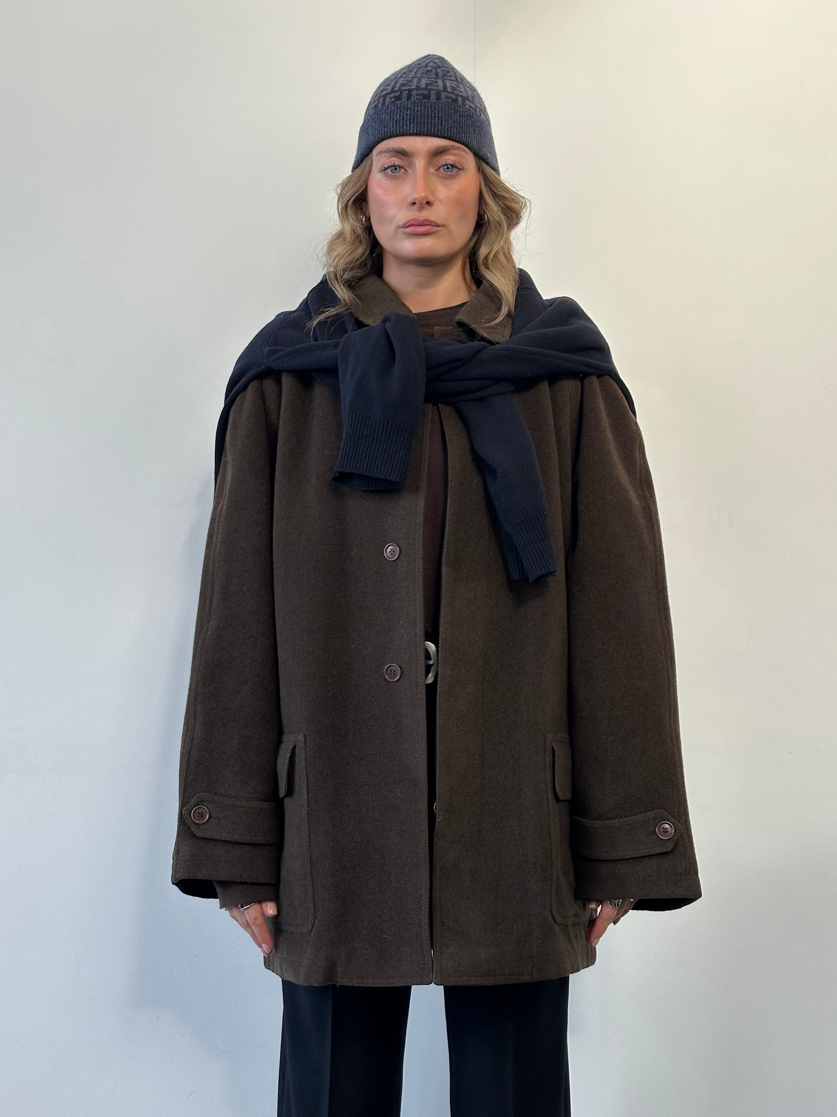 Valentino 80s-90s wool coat with concealed placket in size XL, featuring a classic tailored design and neutral color.