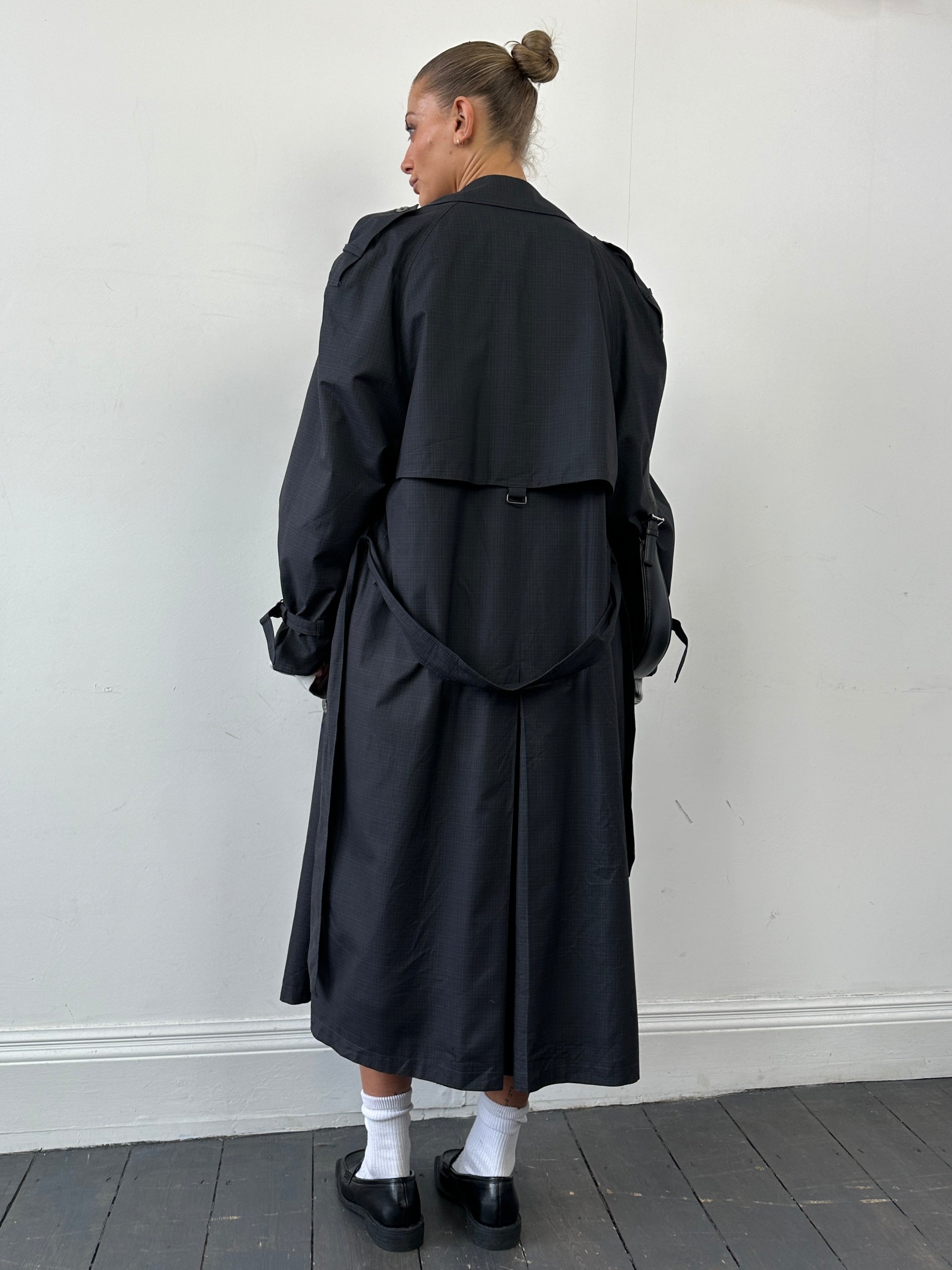Christian Dior cotton double-breasted belted trench coat in XL, featuring classic design and tailored fit, displayed on a model.