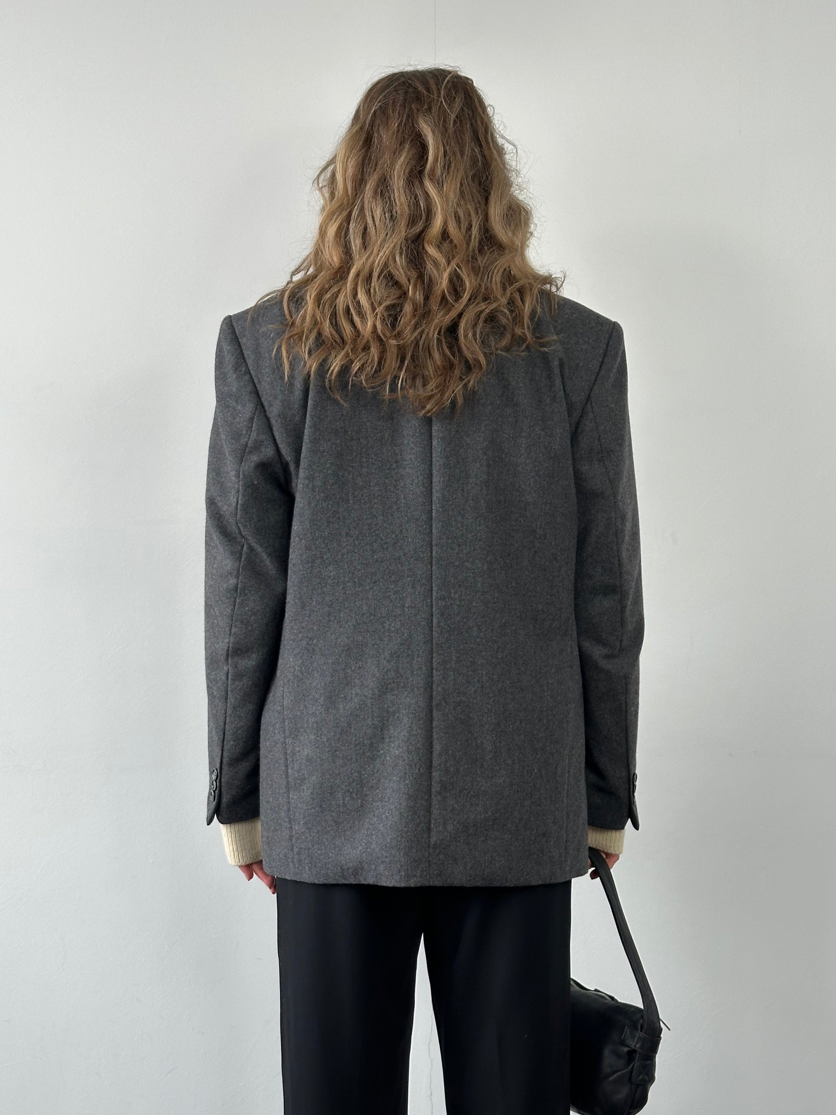 Vintage brushed pure wool double-breasted blazer in XL, featuring classic tailored design and textured fabric.
