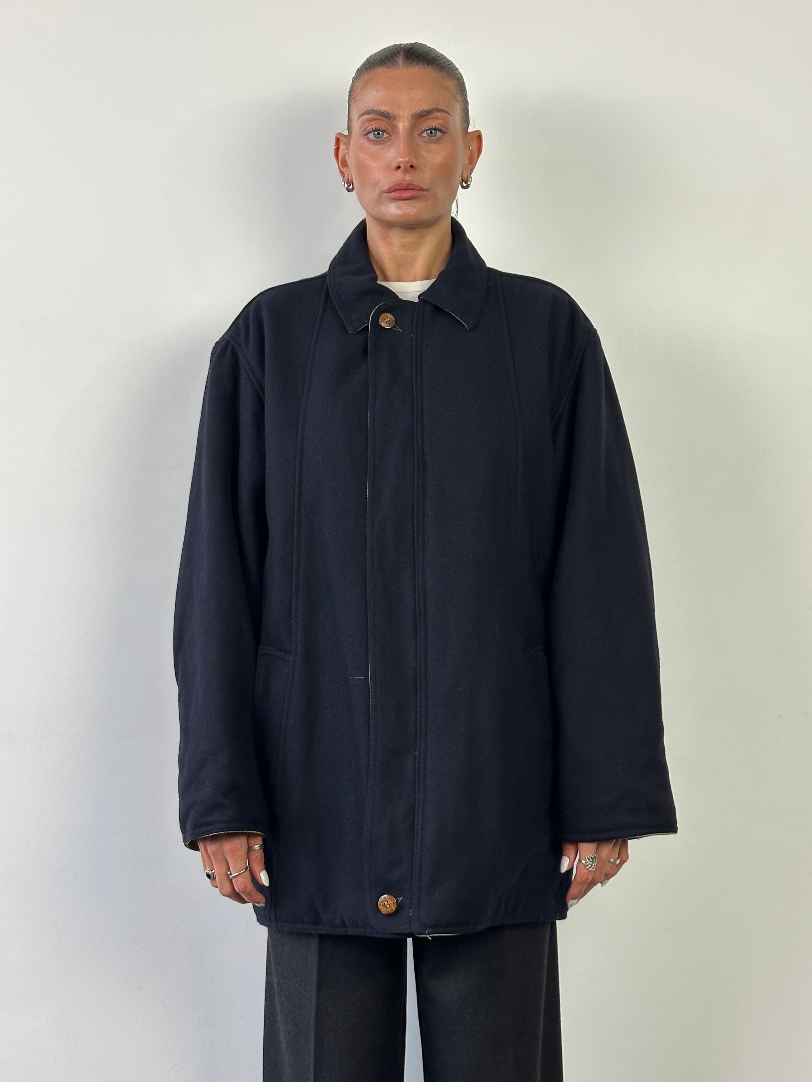 Vintage Italian brushed wool reversible jacket in XL, showing the textured fabric and stylish design on both sides.