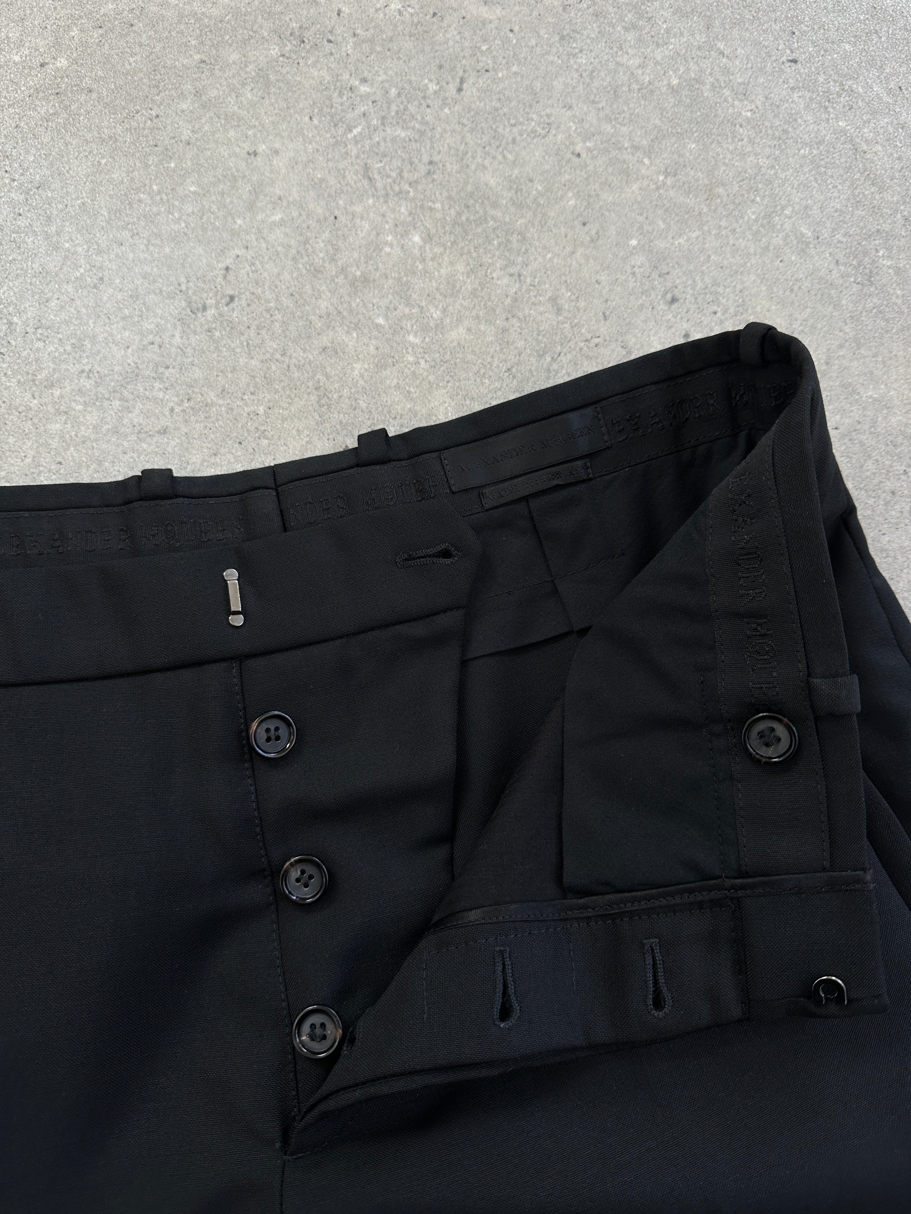 Alexander McQueen 2017 mohair wool tailored trousers in size W30, featuring a sleek fit and classic design.