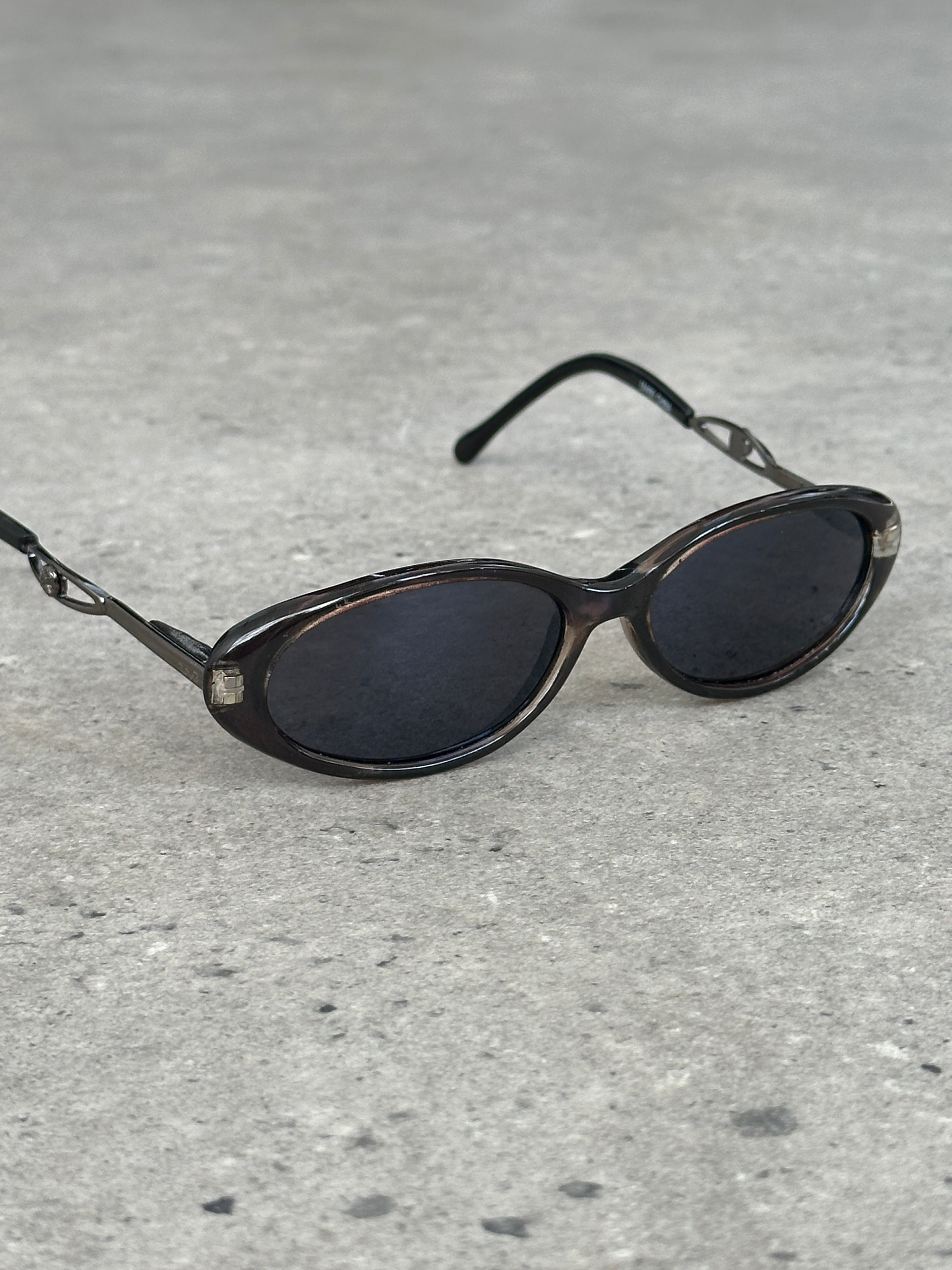 Vintage 2000s Oval Mini Sunglasses