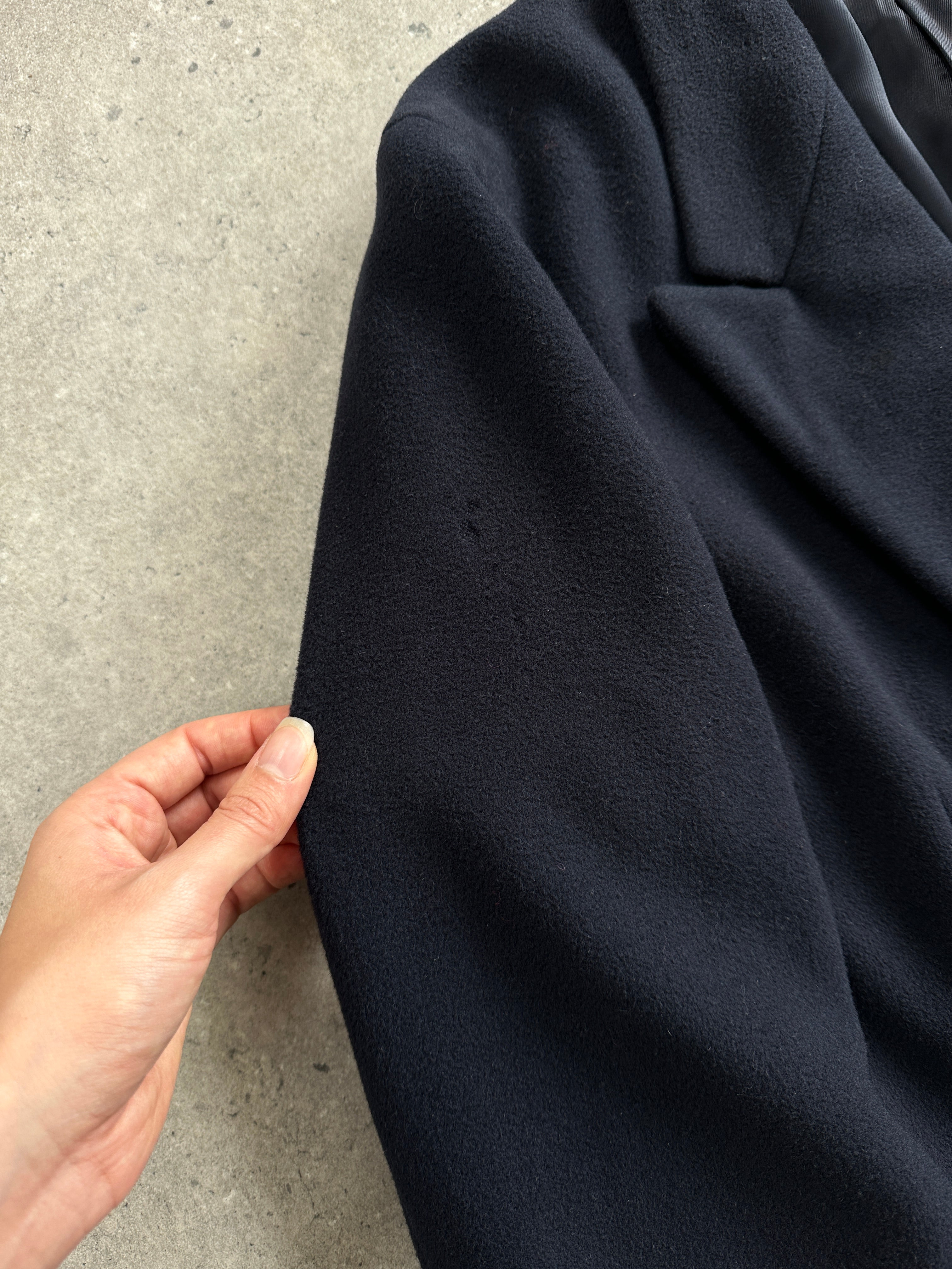 Emporio Armani 1990s wool cashmere double-breasted coat in size L/XL, featuring classic tailored design and neutral color.