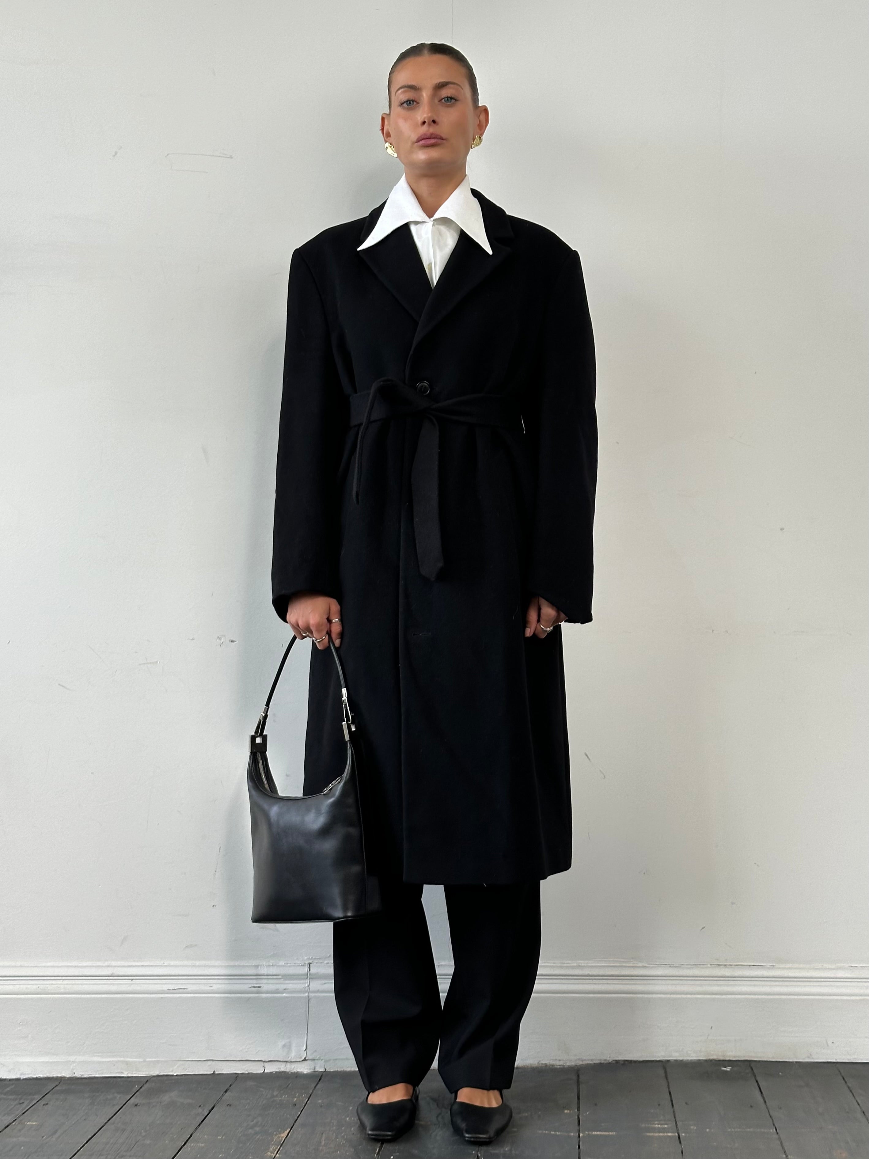 Pierre Cardin wool cashmere single-breasted coat in XL, shown in dark fabric with classic lapels and tailored fit.