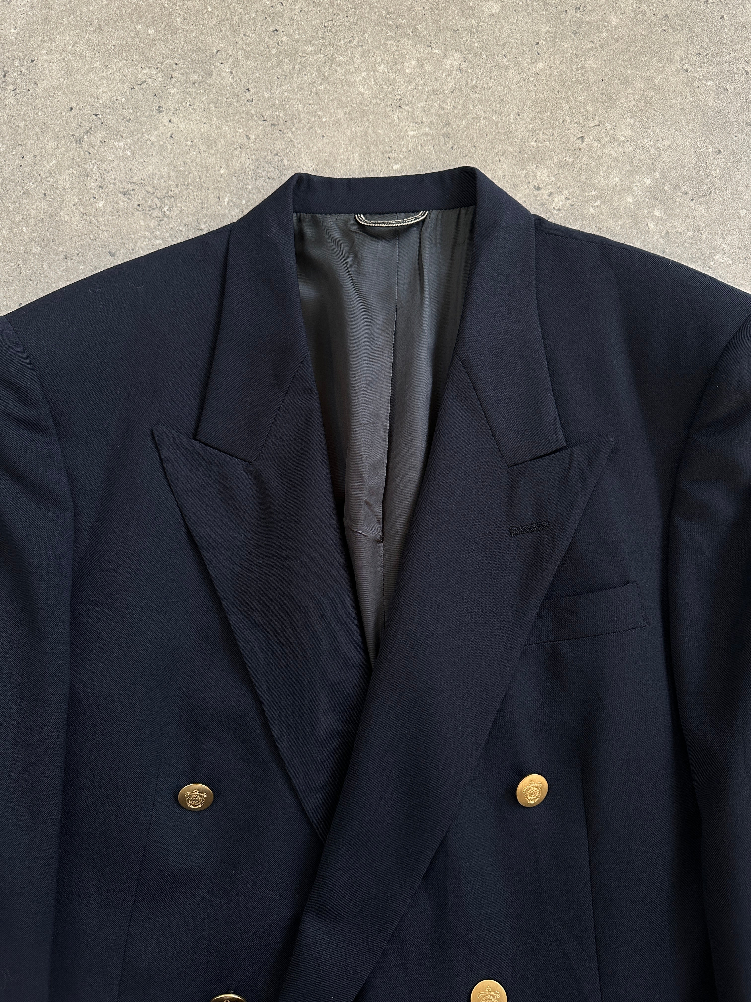 Christian Dior Monsieur 1980s bespoke double-breasted blazer in size 44R/XL, tailored fit, classic style with structured lapels.