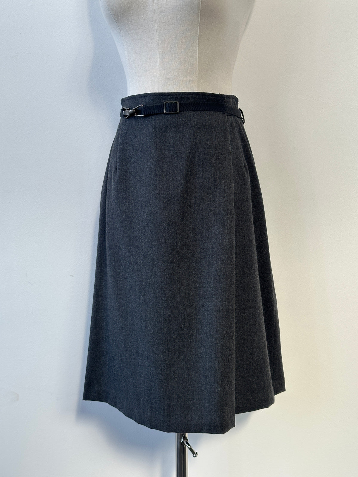 Max Mara Weekend 1990s Pure Wool Pleated Skirt - W26