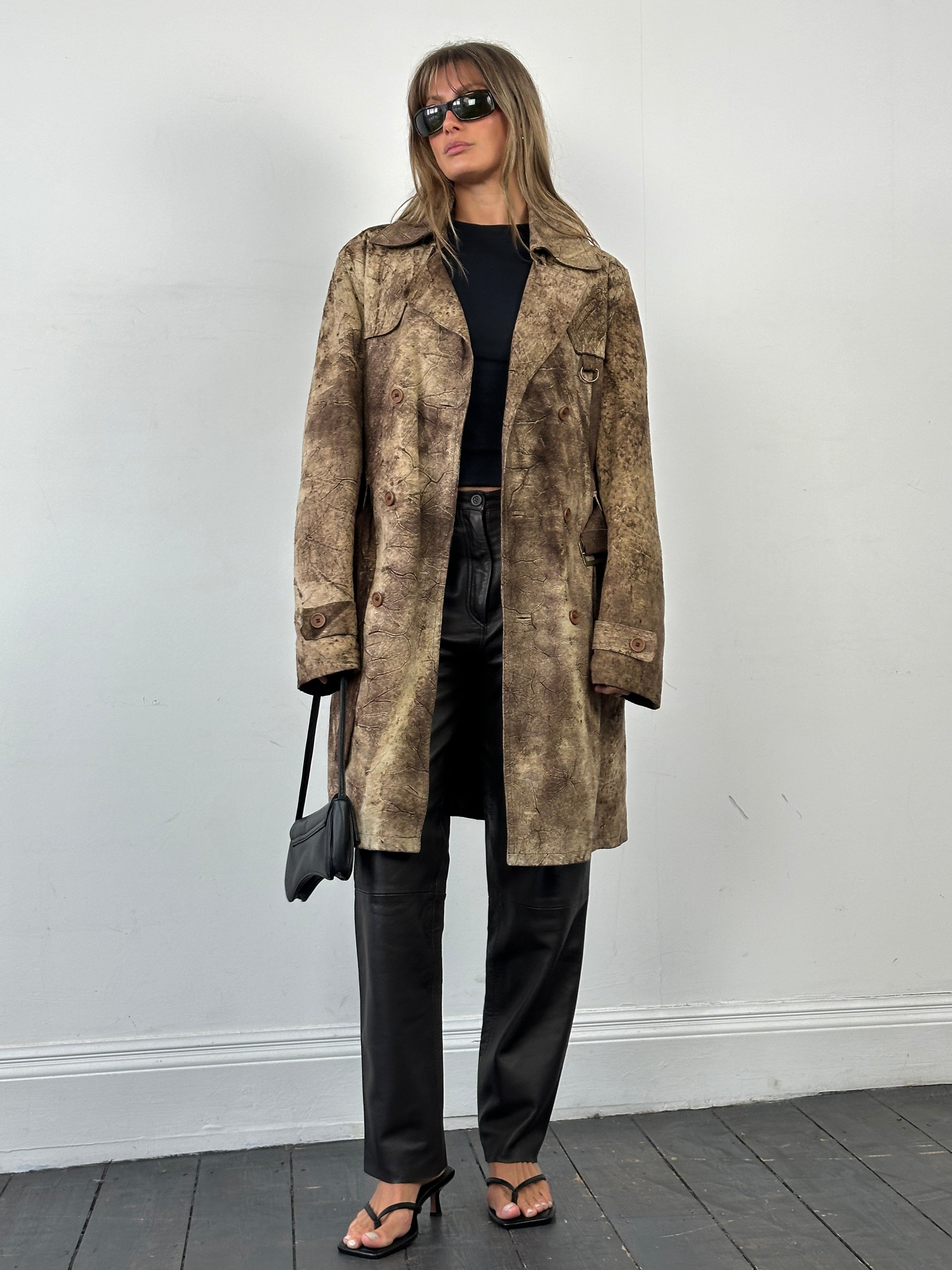 Vintage Italian suede leather textured belted trench coat in size L/XL, featuring classic design and rich brown color.
