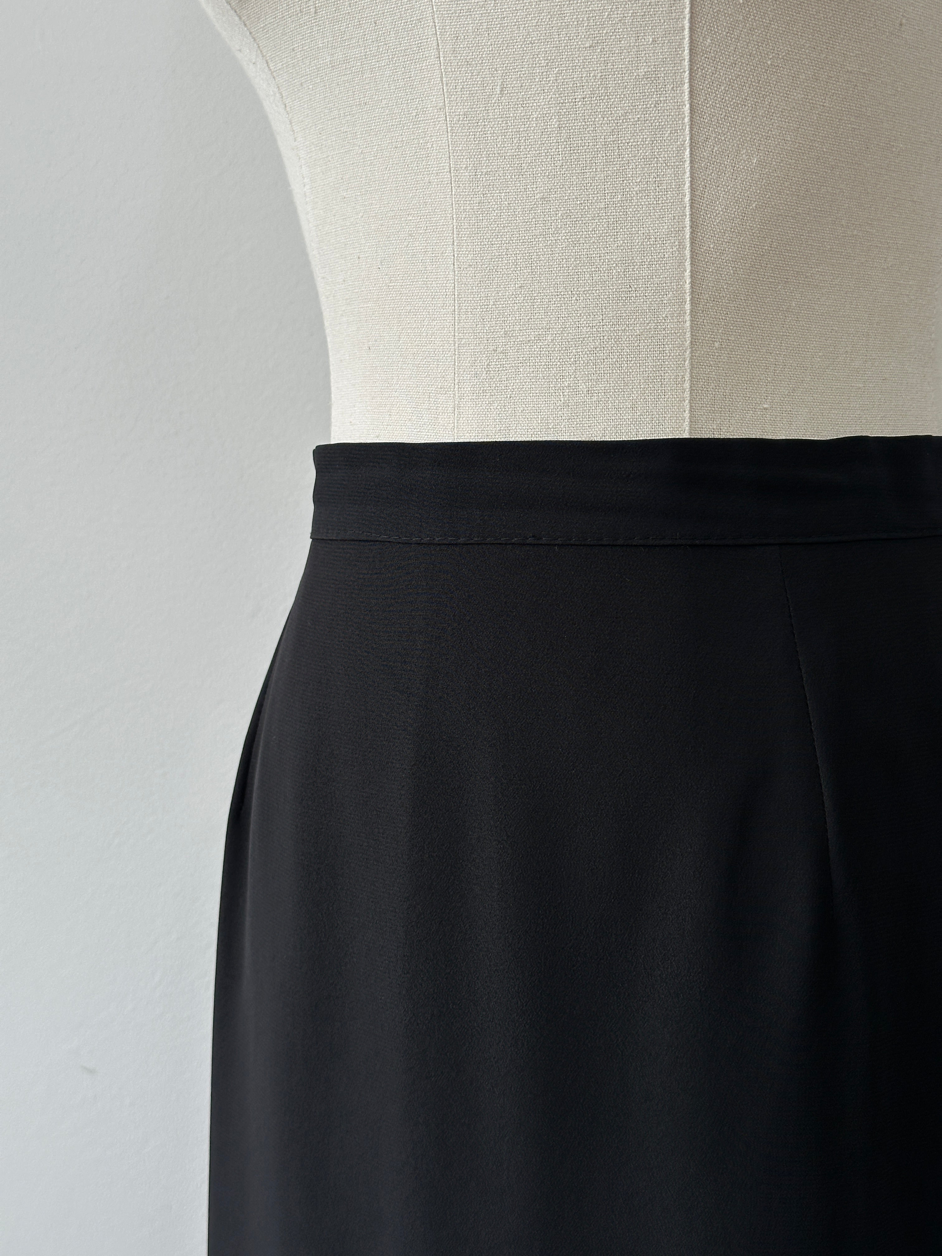 Italian Vintage 1990s Mini Skirt - W30