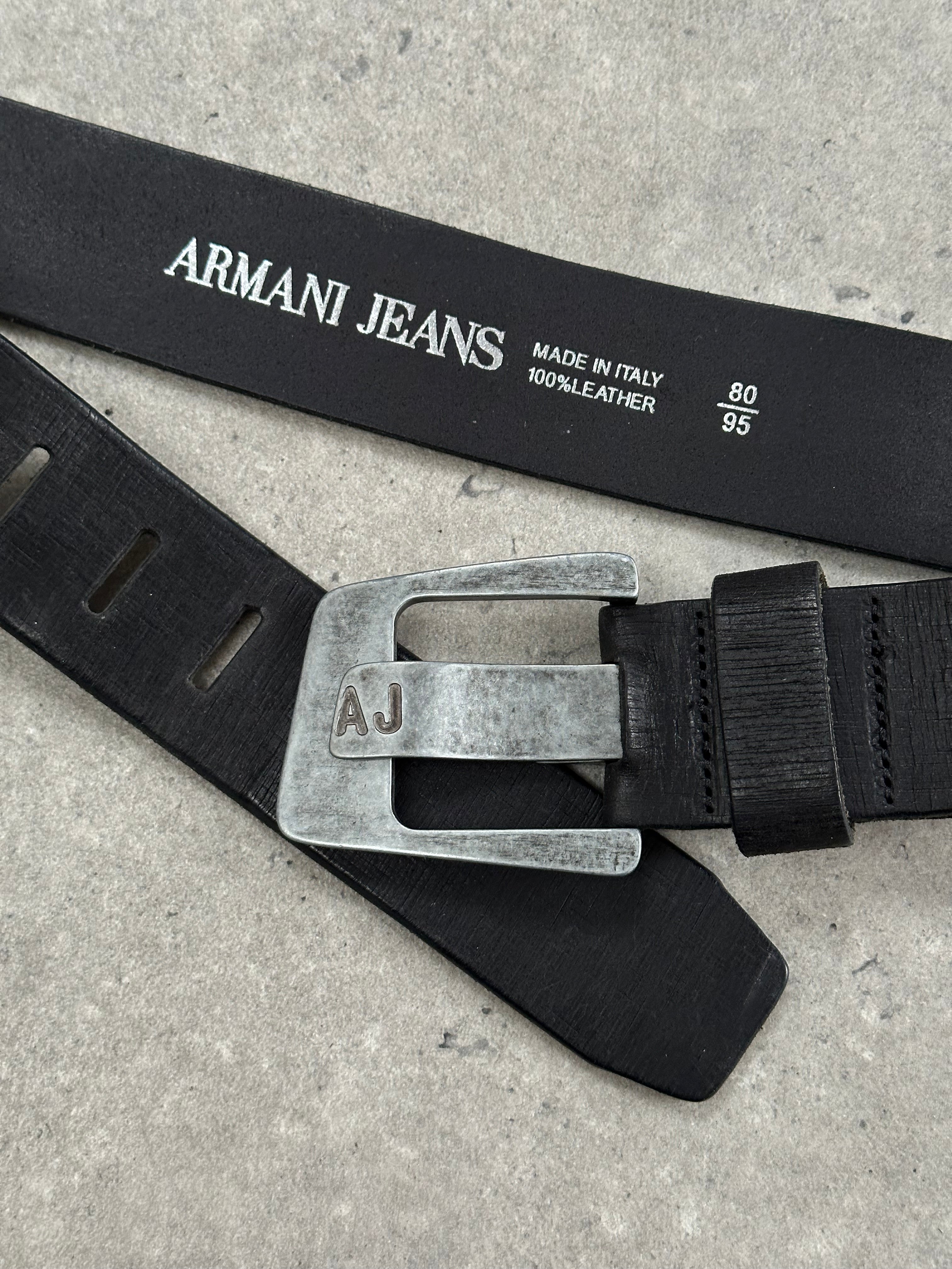 Armani Jeans leather belt with logo buckle, W30-34, stylish accessory featuring a classic design and metal logo detail.