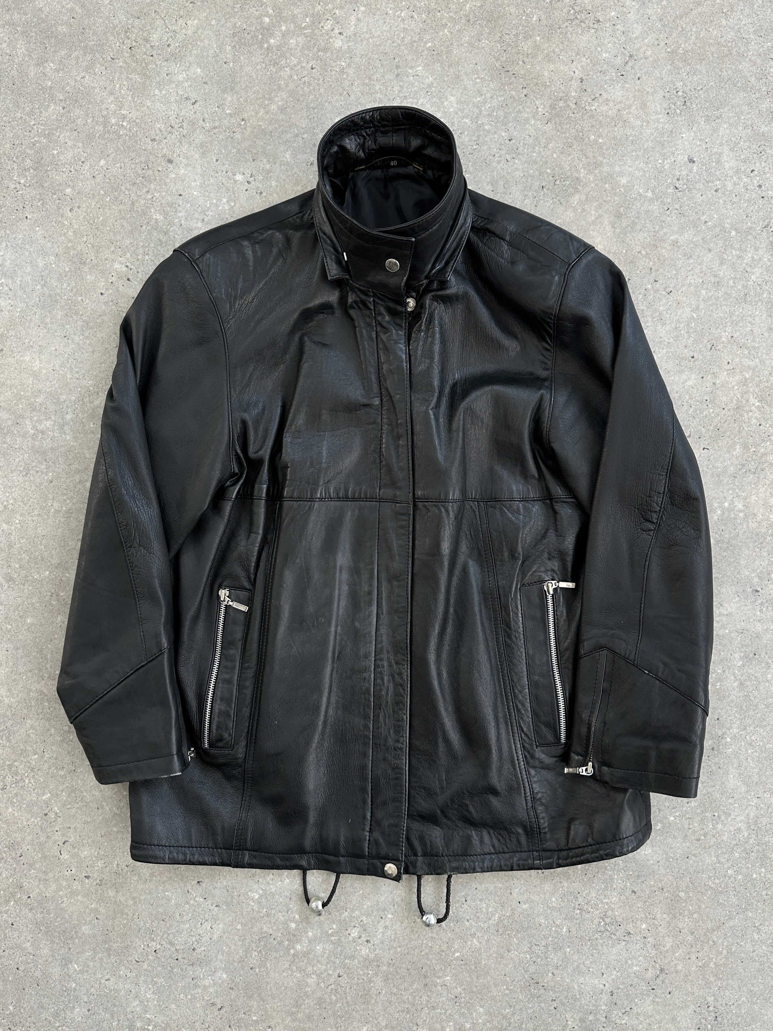Vintage high neck leather jacket with removable hood, in size M/L, featuring classic design and textured leather material.